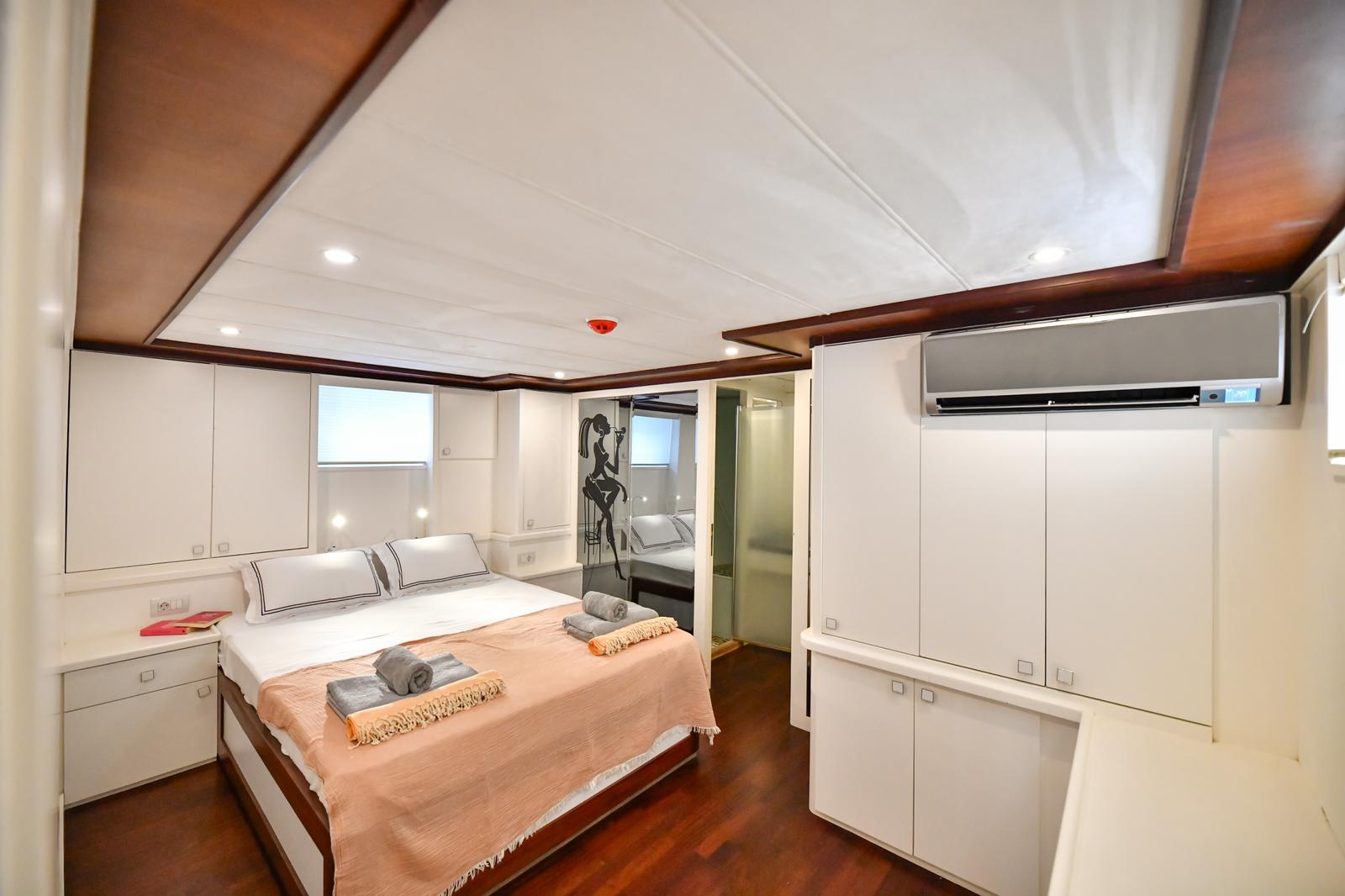 Photo #10 - Custom built Motoryacht (Ruzanna 1) in Fethiye - 20826