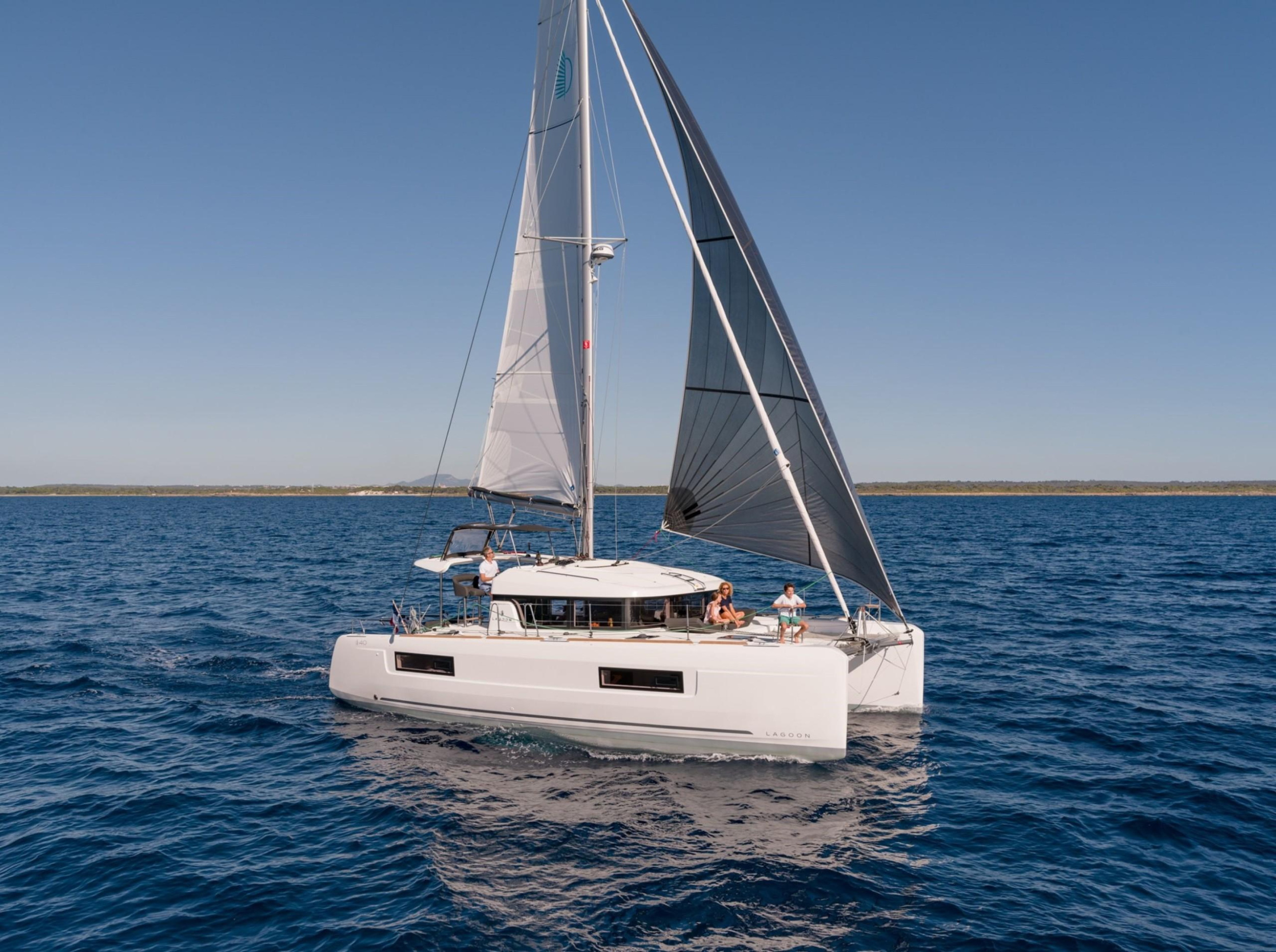 Photo #8 - Lagoon 40 (Esmee) en Mykonos - 20858