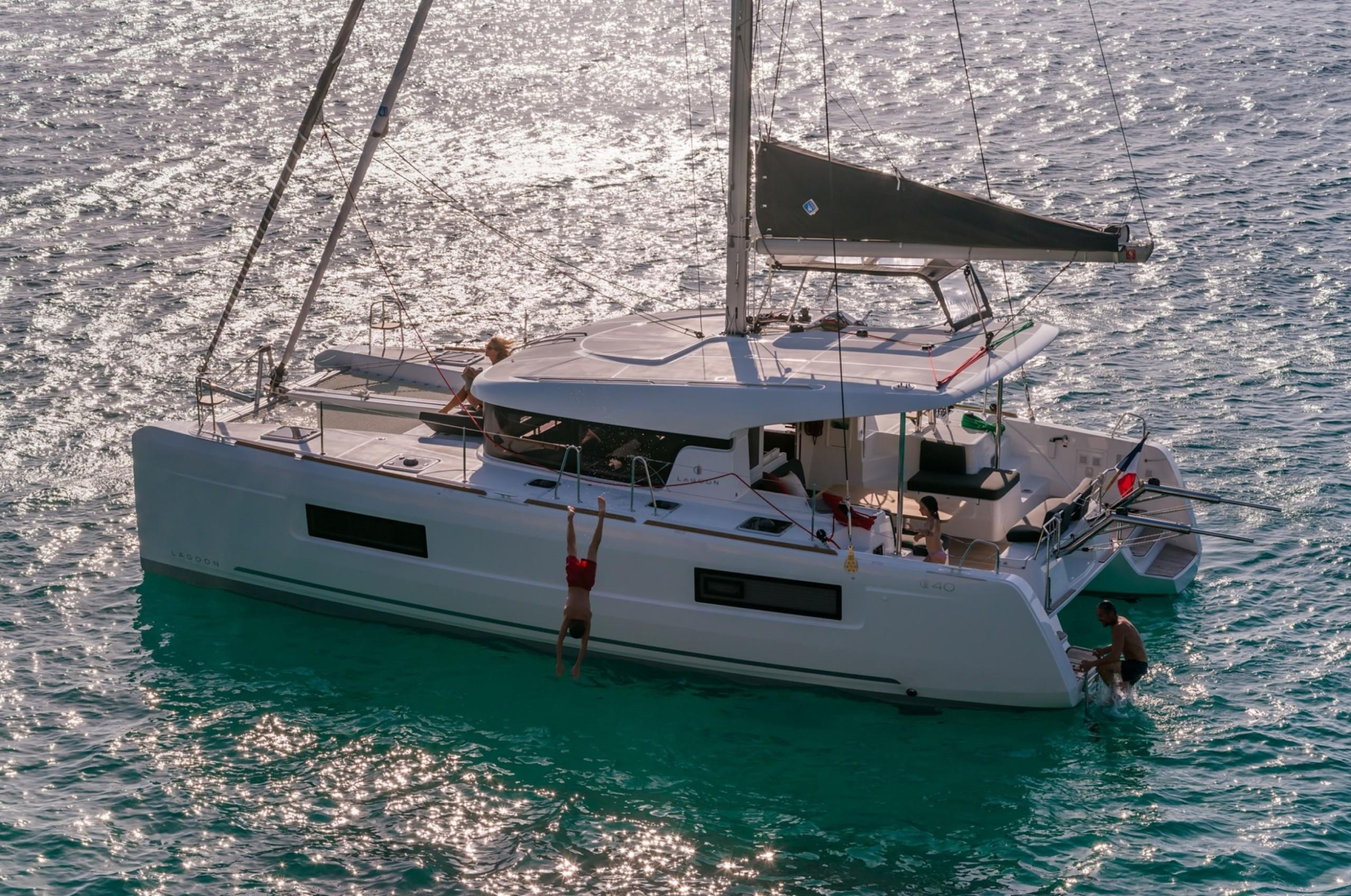 Photo #7 - Lagoon 40 (Esmee) en Mykonos - 20858