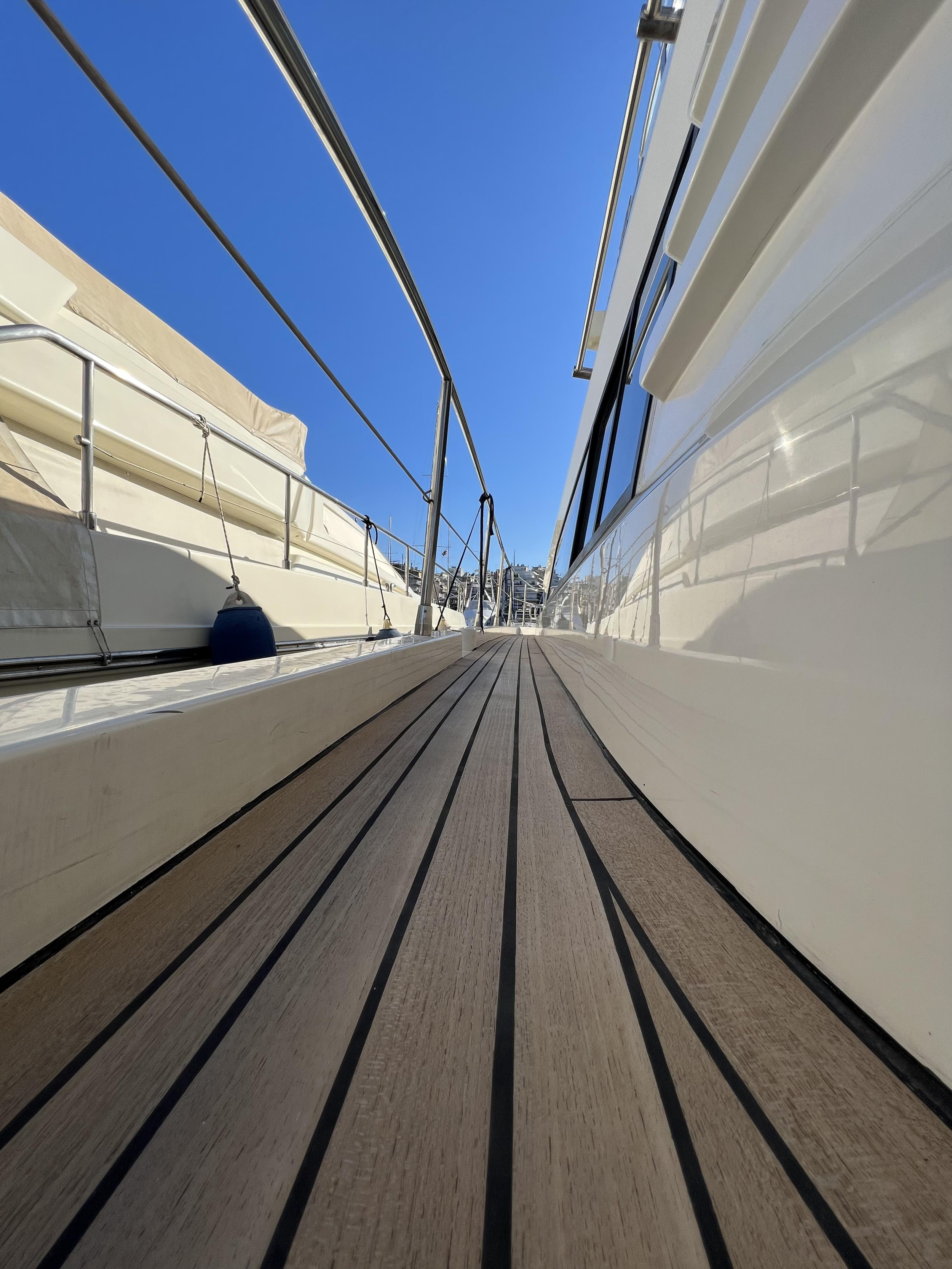 Photo #8 - Fairline Squadron 52 (Bliss) in Athens - 20876