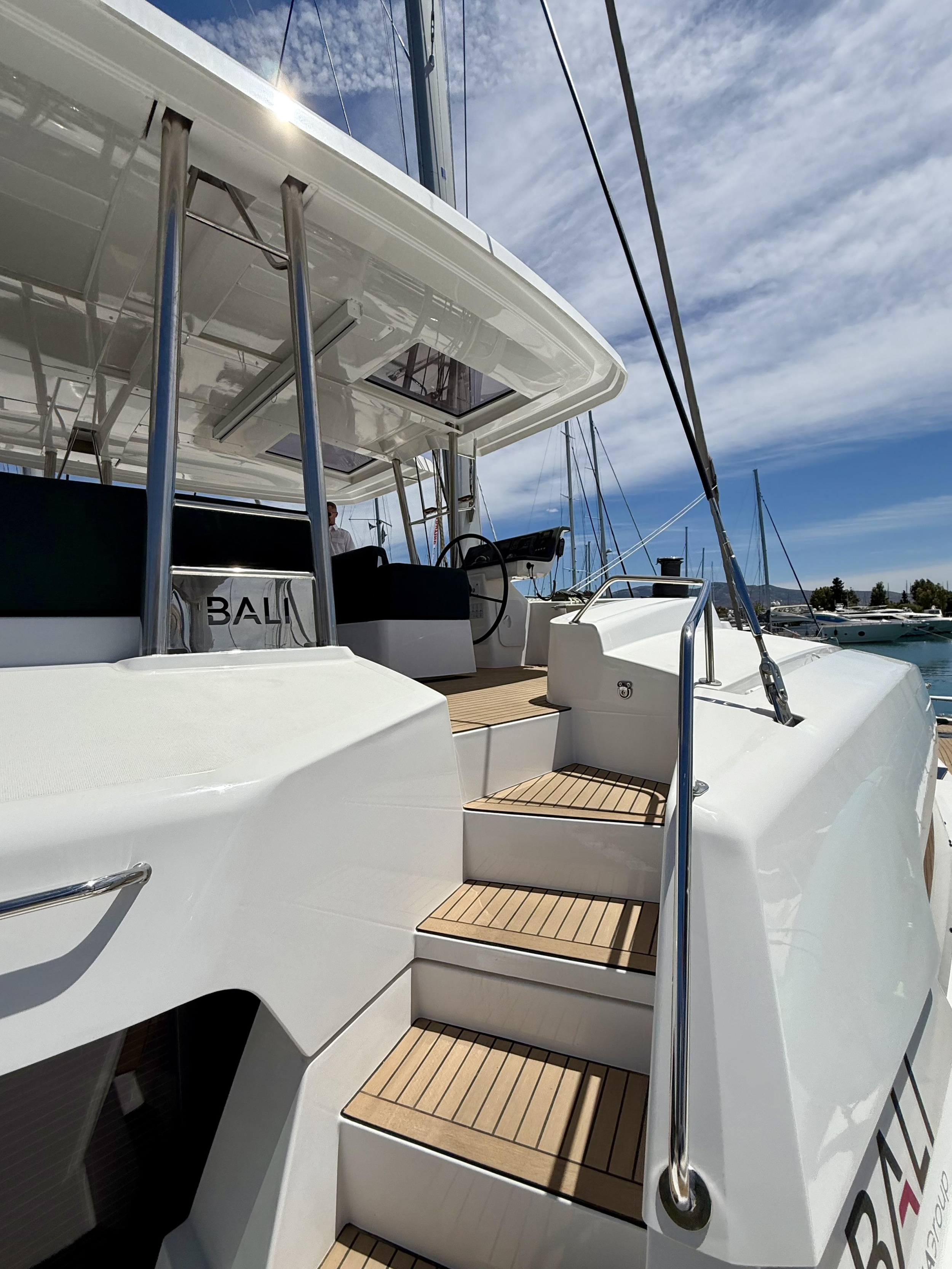 Photo #9 - Bali 5.8 (Romar V) in Atene - 22210