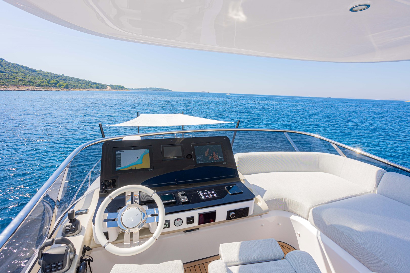 Photo #17 - Azimut 60 (GENESIS) in Primosten - 20909