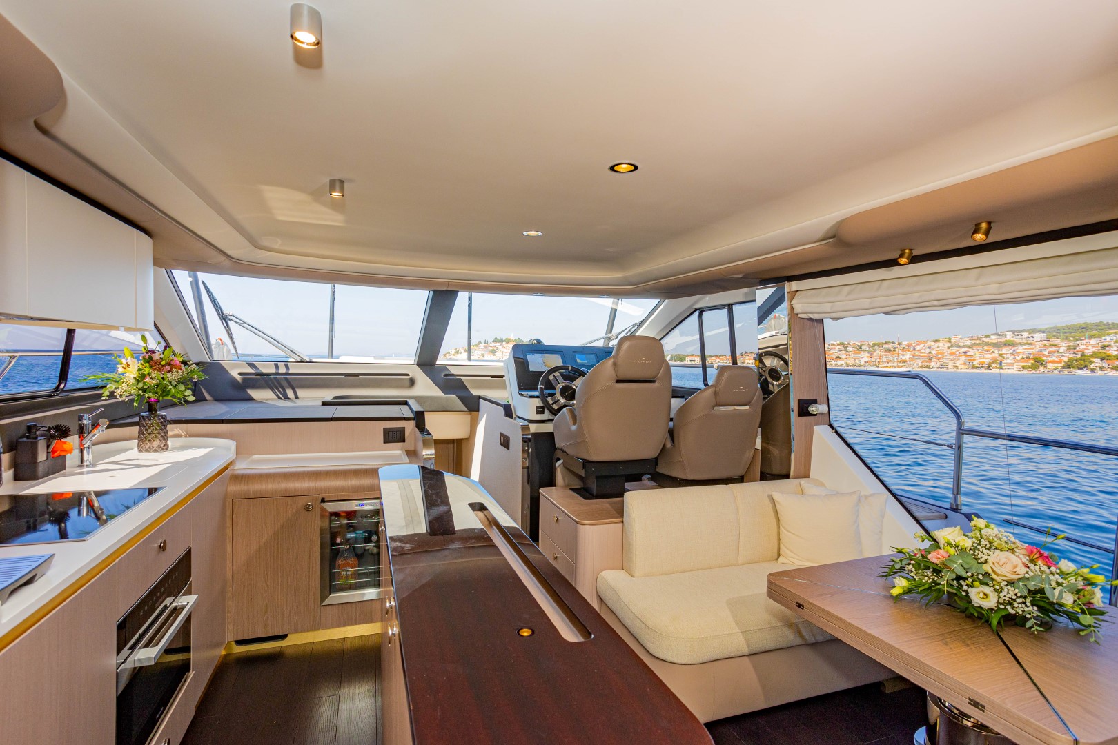 Photo #37 - Azimut 60 (GENESIS) in Primosten - 20909