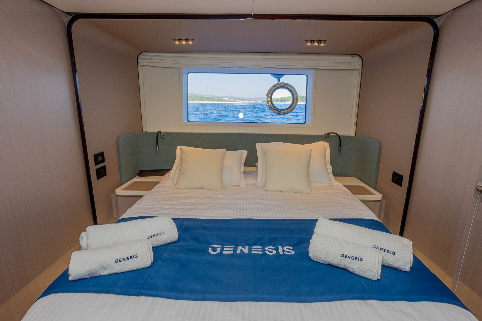 Photo #36 - Azimut 60 (GENESIS) in Primosten - 20909
