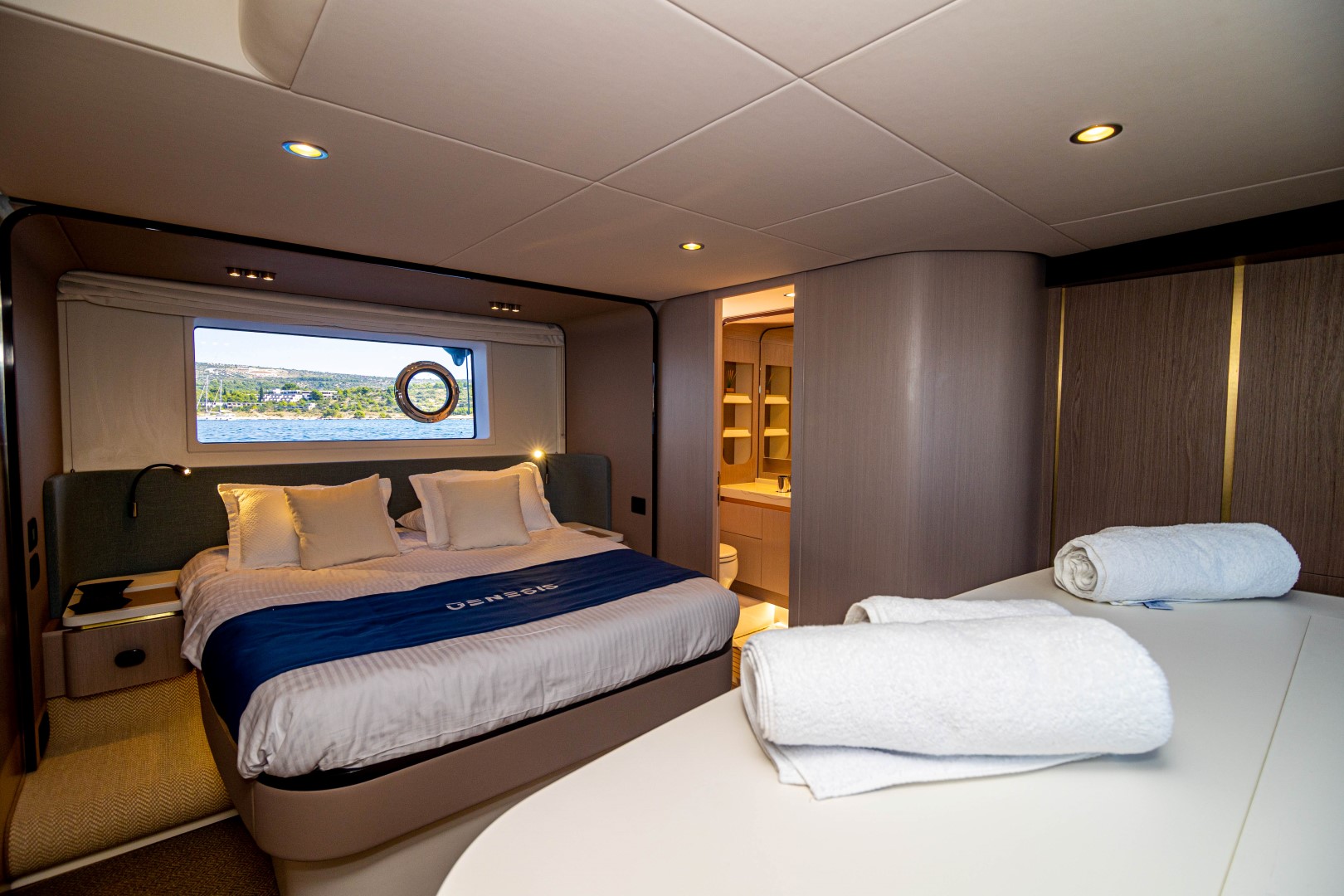 Photo #16 - Azimut 60 (GENESIS) in Primosten - 20909