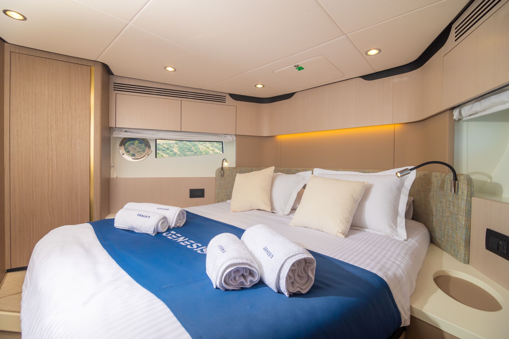 Photo #42 - Azimut 60 (GENESIS) in Primosten - 20909