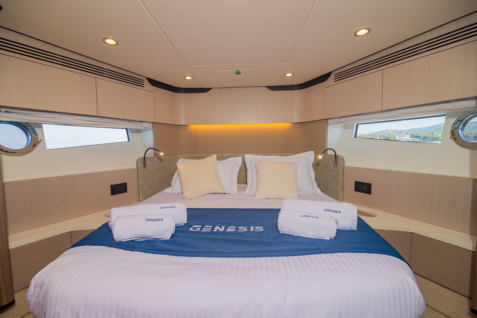 Photo #26 - Azimut 60 (GENESIS) in Primosten - 20909