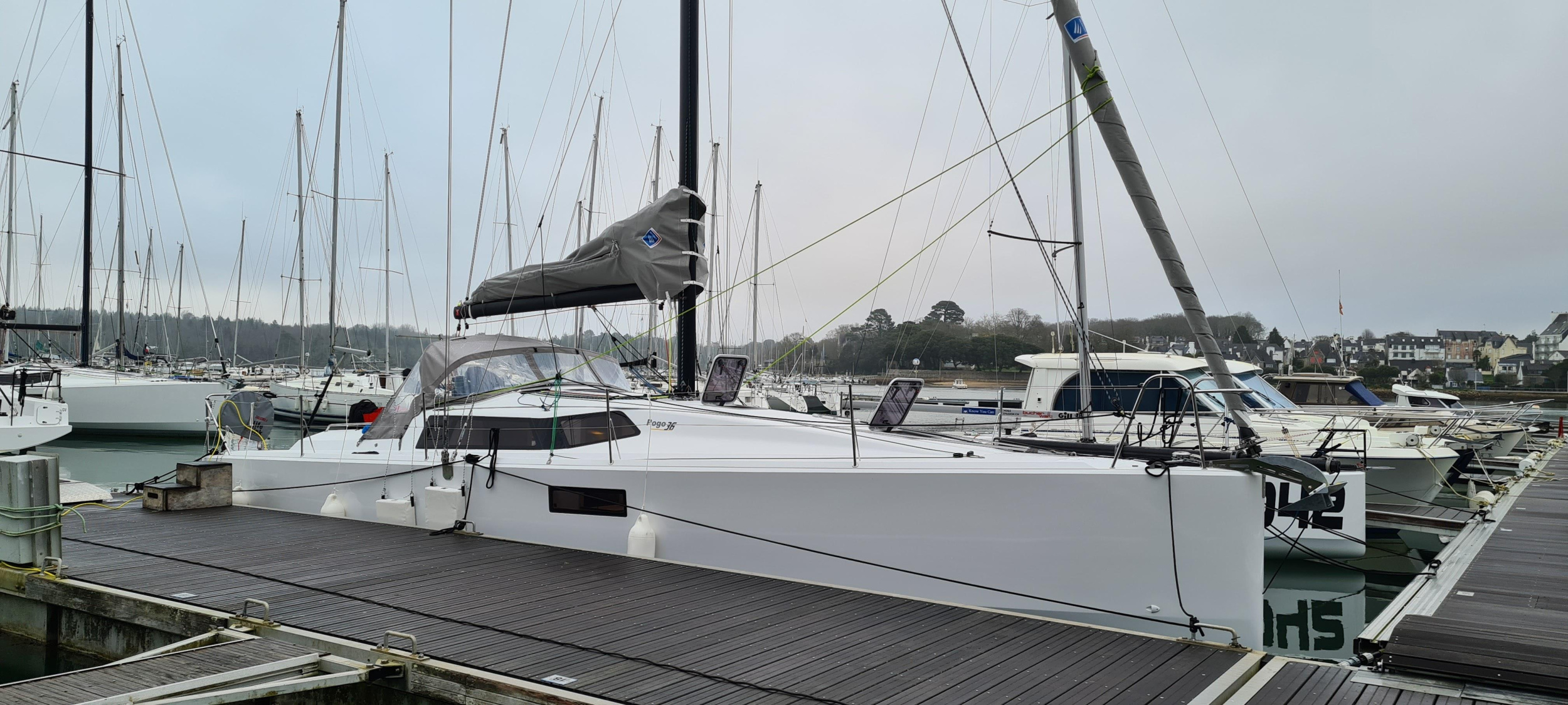 Photo #10 - Pogo 36 (SHOULD I GO) en La Rochelle - 20894