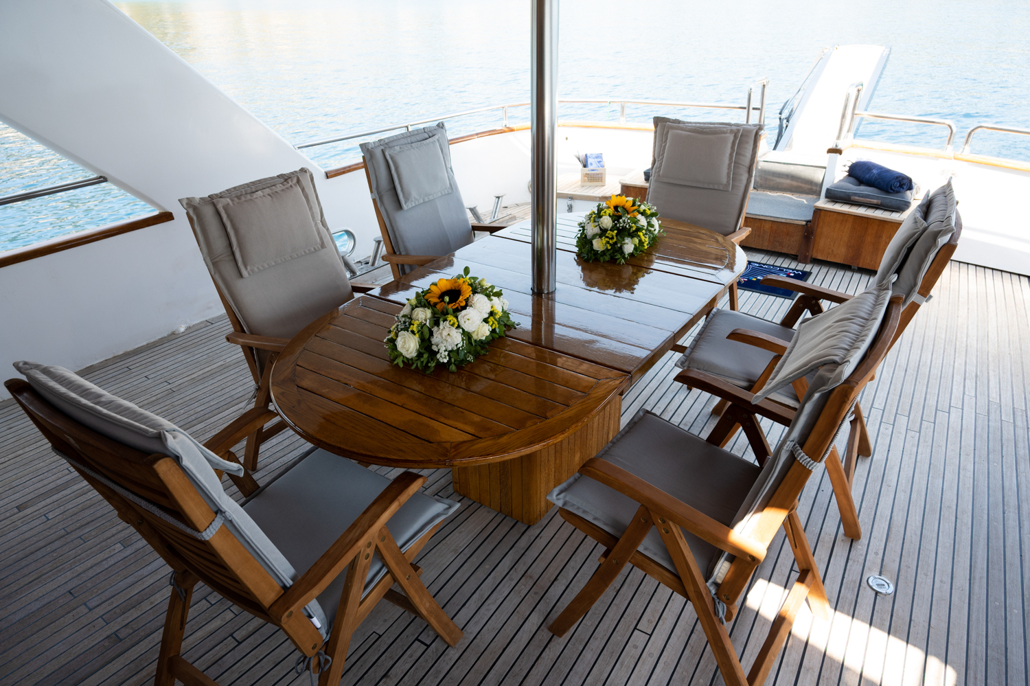 Photo #19 - Perama Shipyards 102 (Elena) en Atenas - 11092