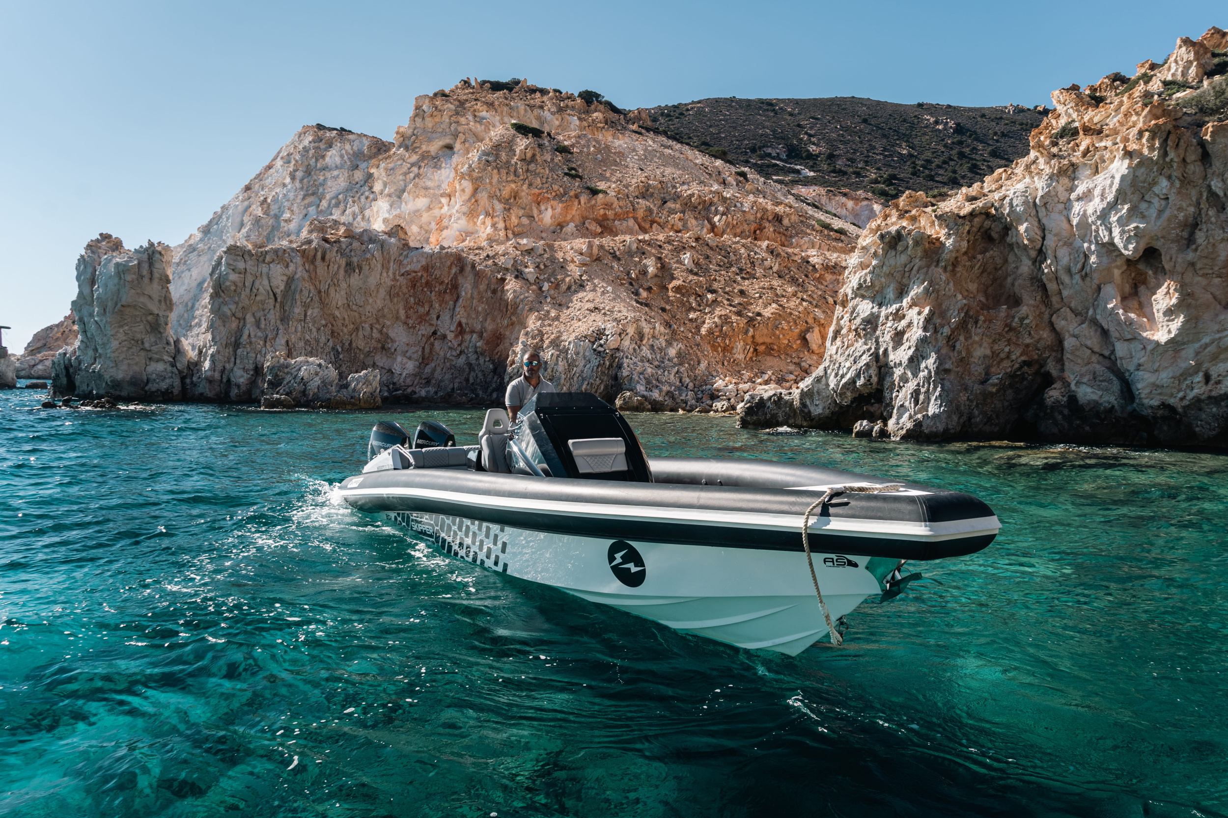 Photo #6 - Skipper-NC-100S-18 (Navigatus IV) en Milos - 19510