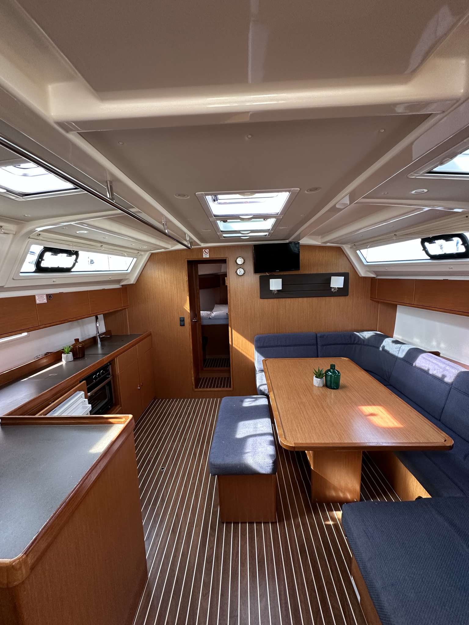 Photo #4 - Bavaria Cruiser 46 (Ceres) in Drage - 14223