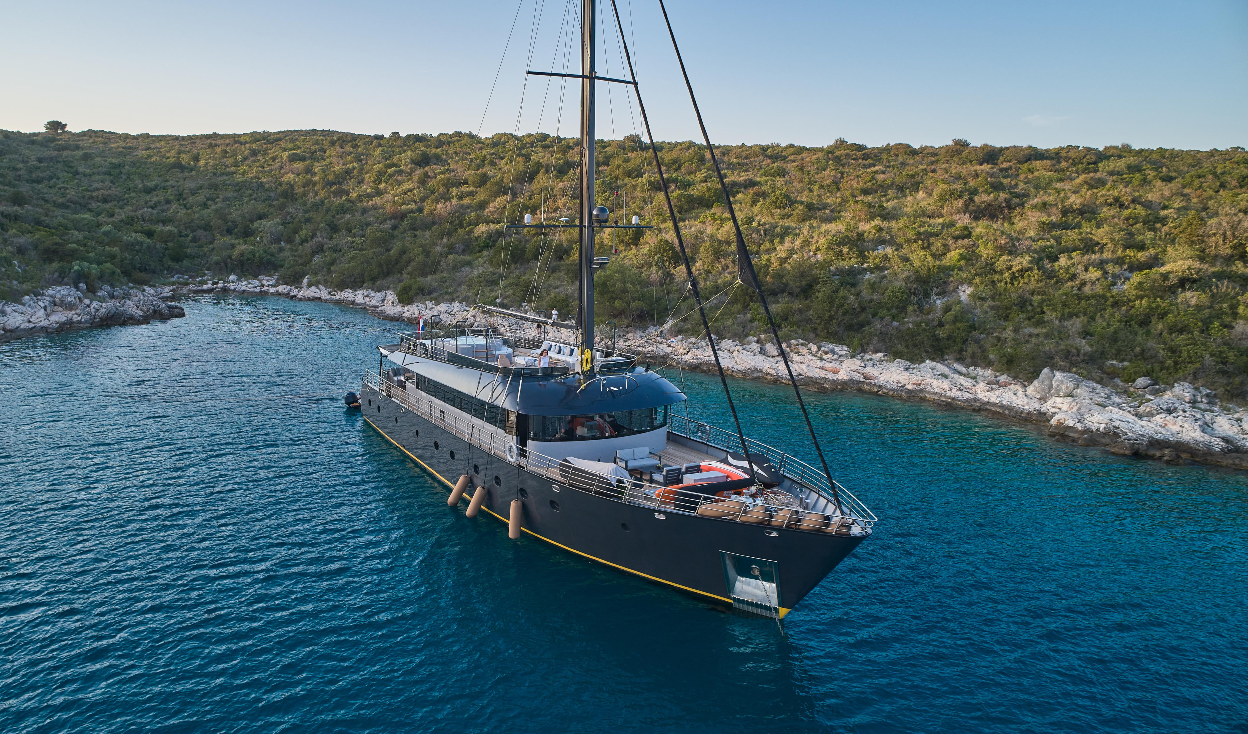 Photo #44 - Luxury Sailing Yacht Rara Avis (Rara Avis) en Split - 8692