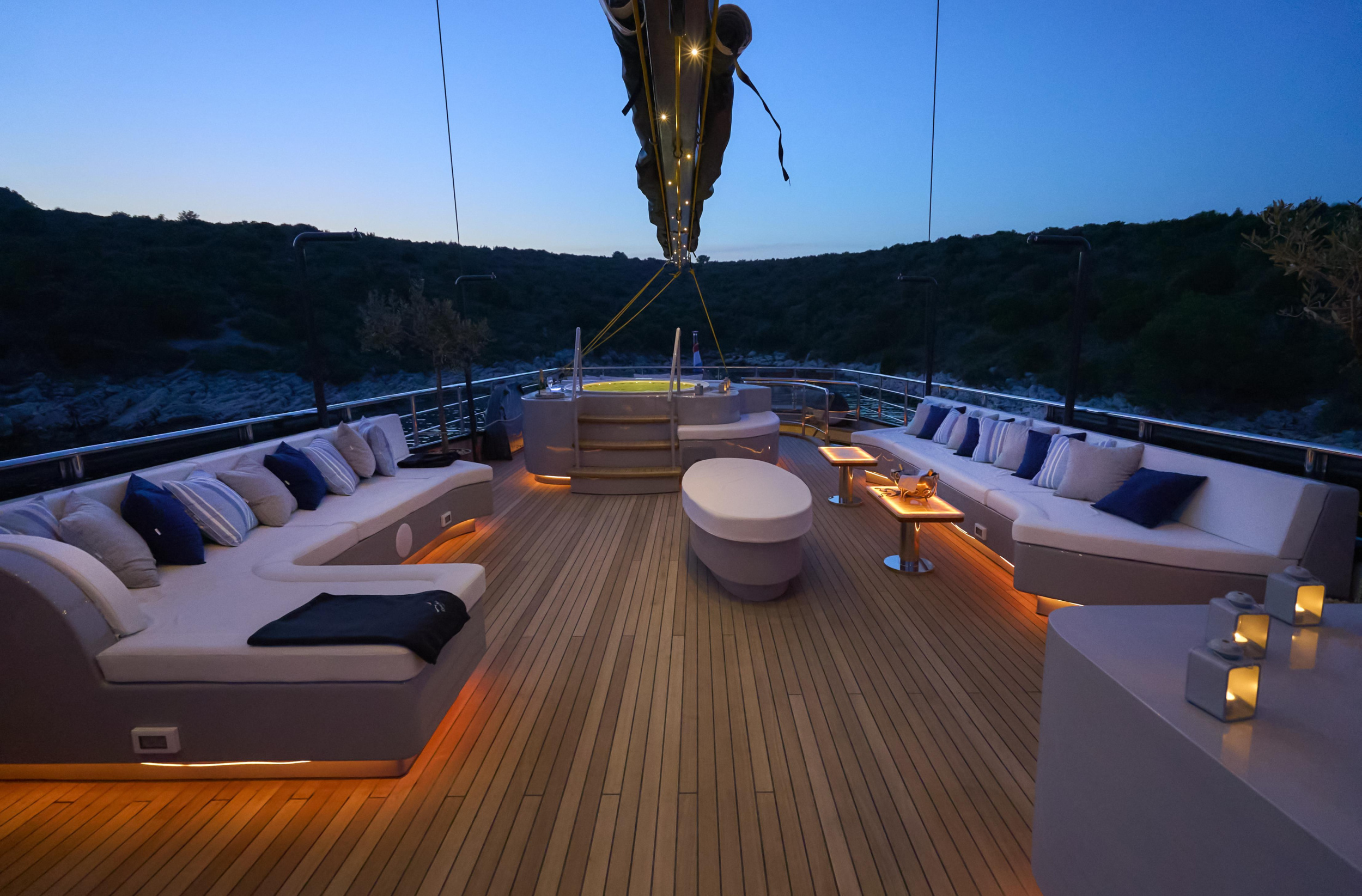 Photo #53 - Luxury Sailing Yacht Rara Avis (Rara Avis) en Split - 8692