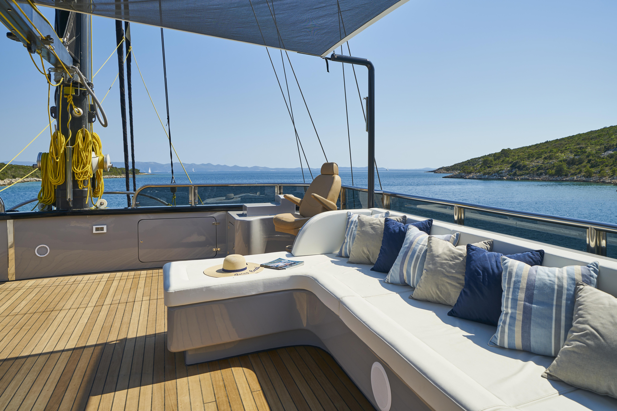 Photo #93 - Luxury Sailing Yacht Rara Avis (Rara Avis) en Split - 8692