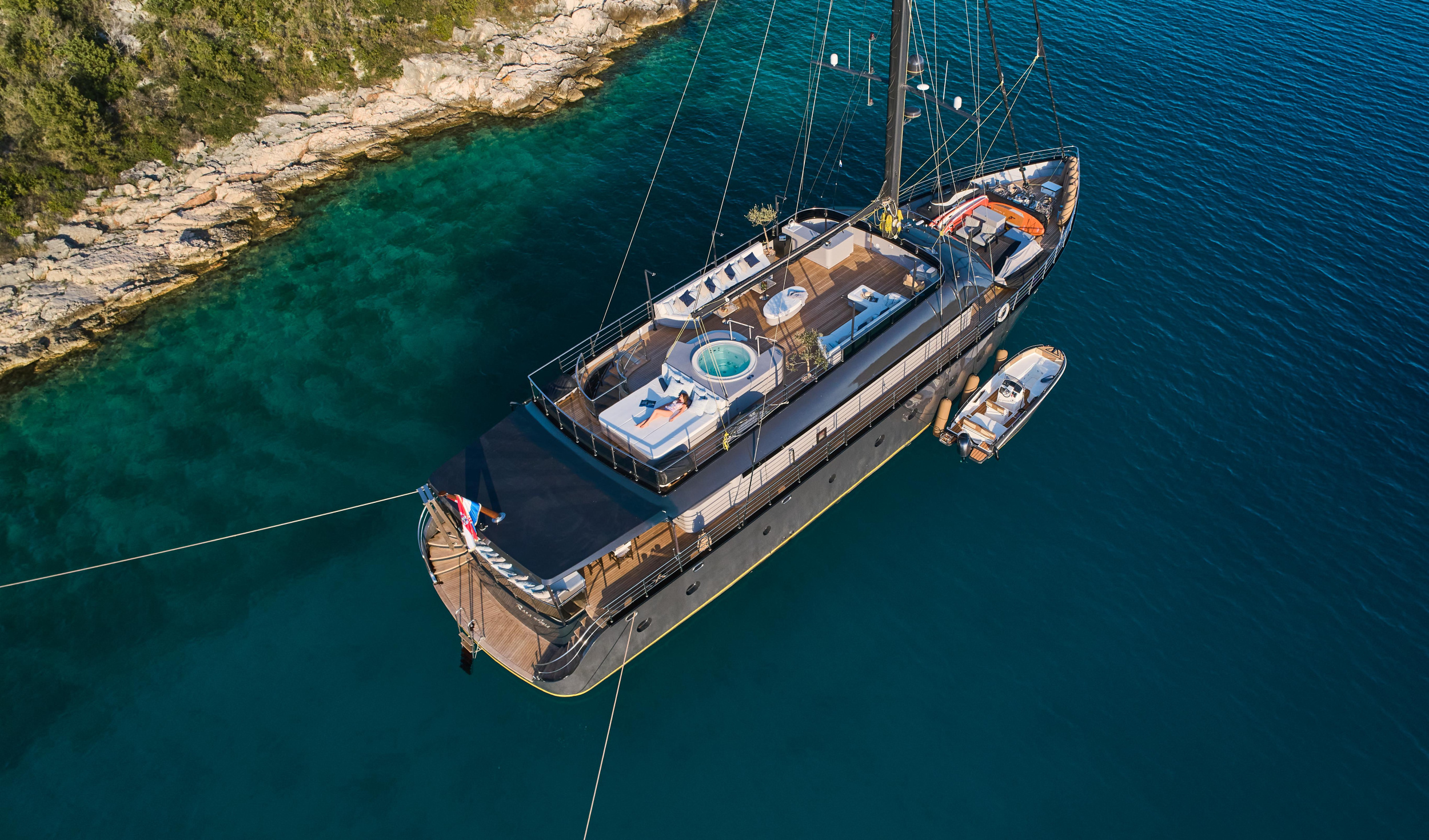 Photo #36 - Luxury Sailing Yacht Rara Avis (Rara Avis) en Split - 8692