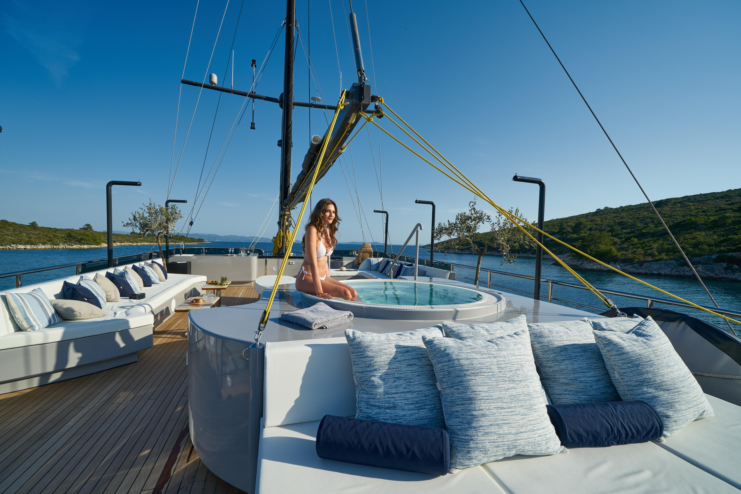 Photo #100 - Luxury Sailing Yacht Rara Avis (Rara Avis) en Split - 8692