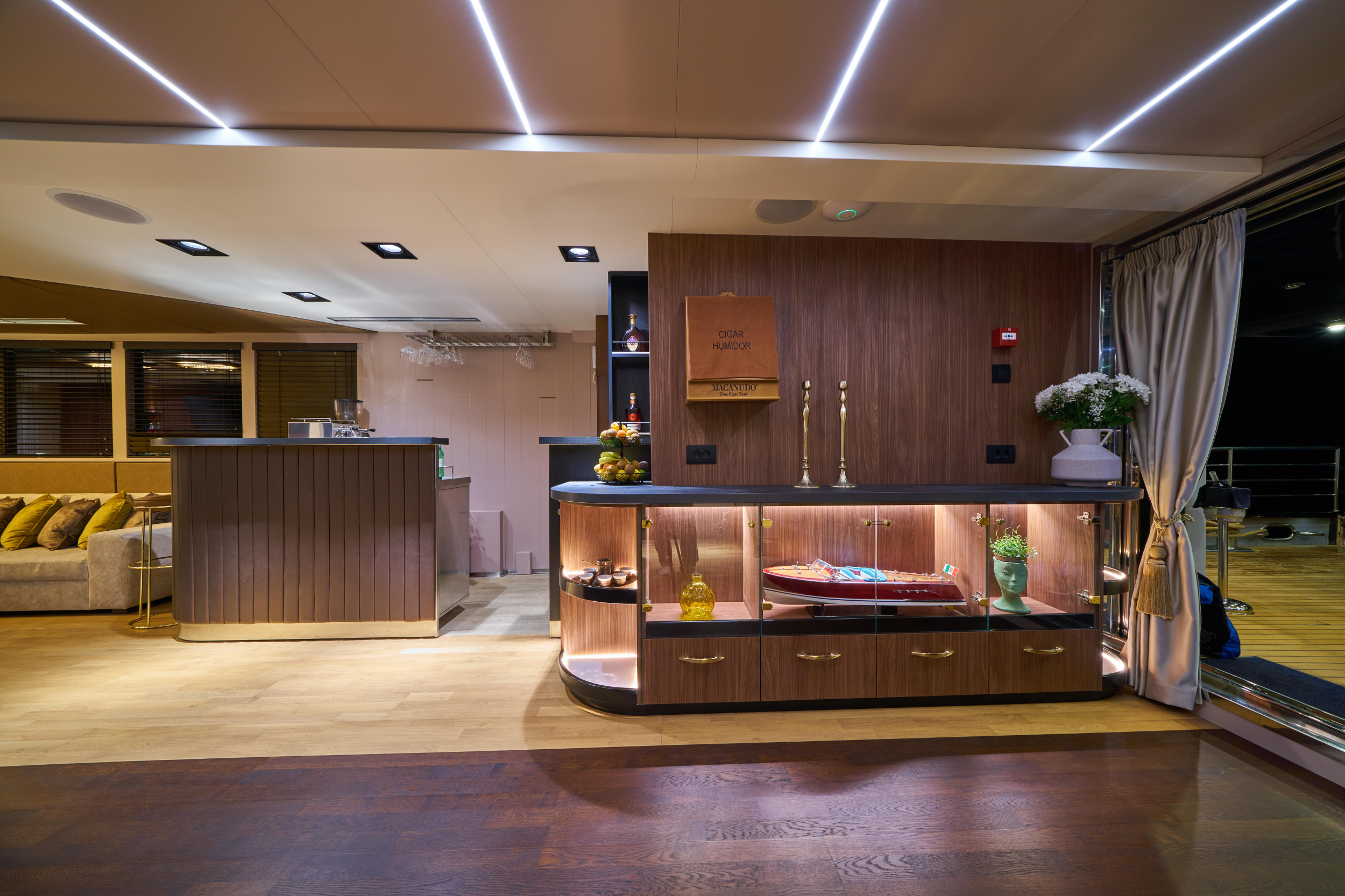 Photo #8 - Luxury Sailing Yacht Rara Avis (Rara Avis) en Split - 8692