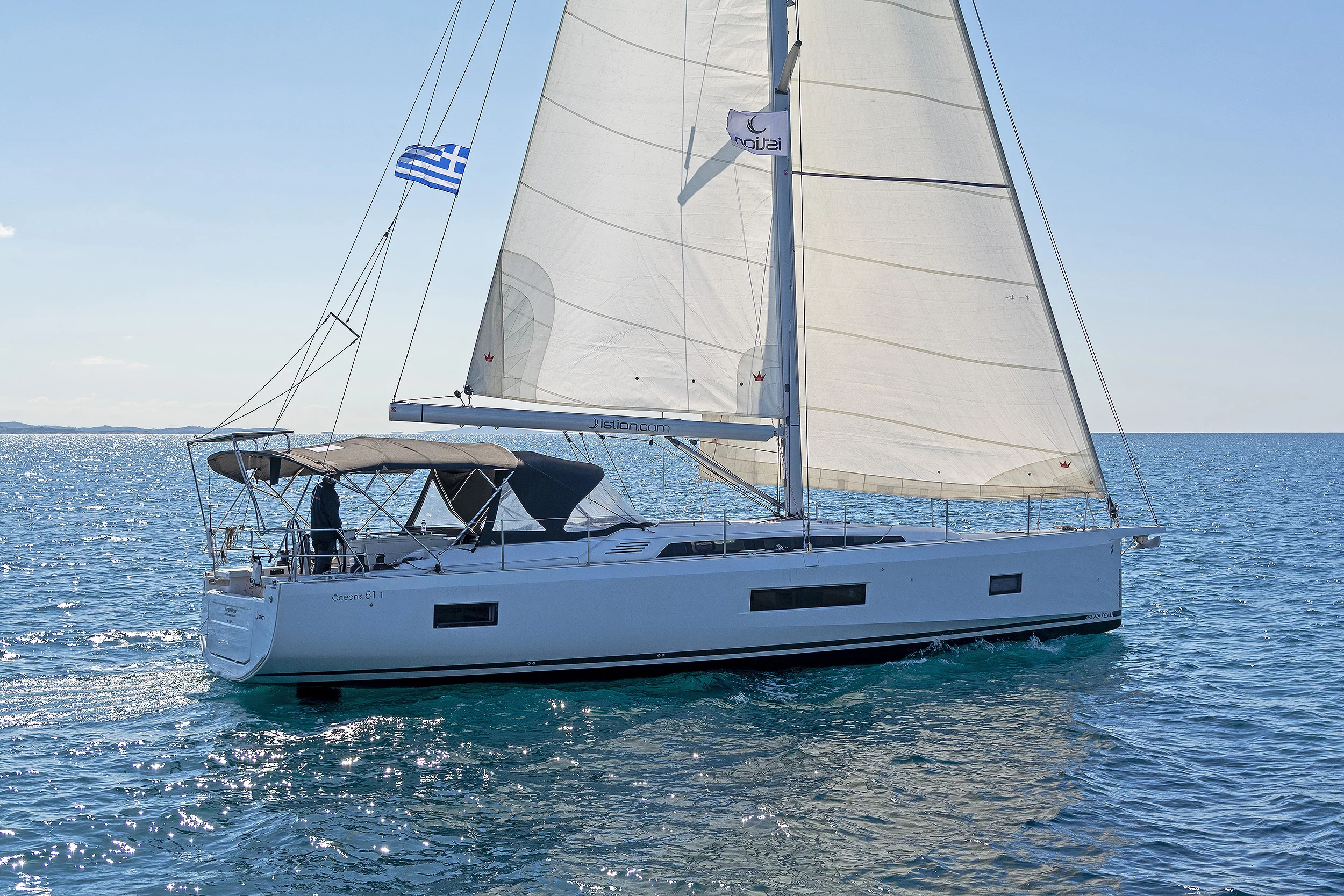 Oceanis 51.1 (5+1 cab) & GEN (Carpe Diem)  - 16