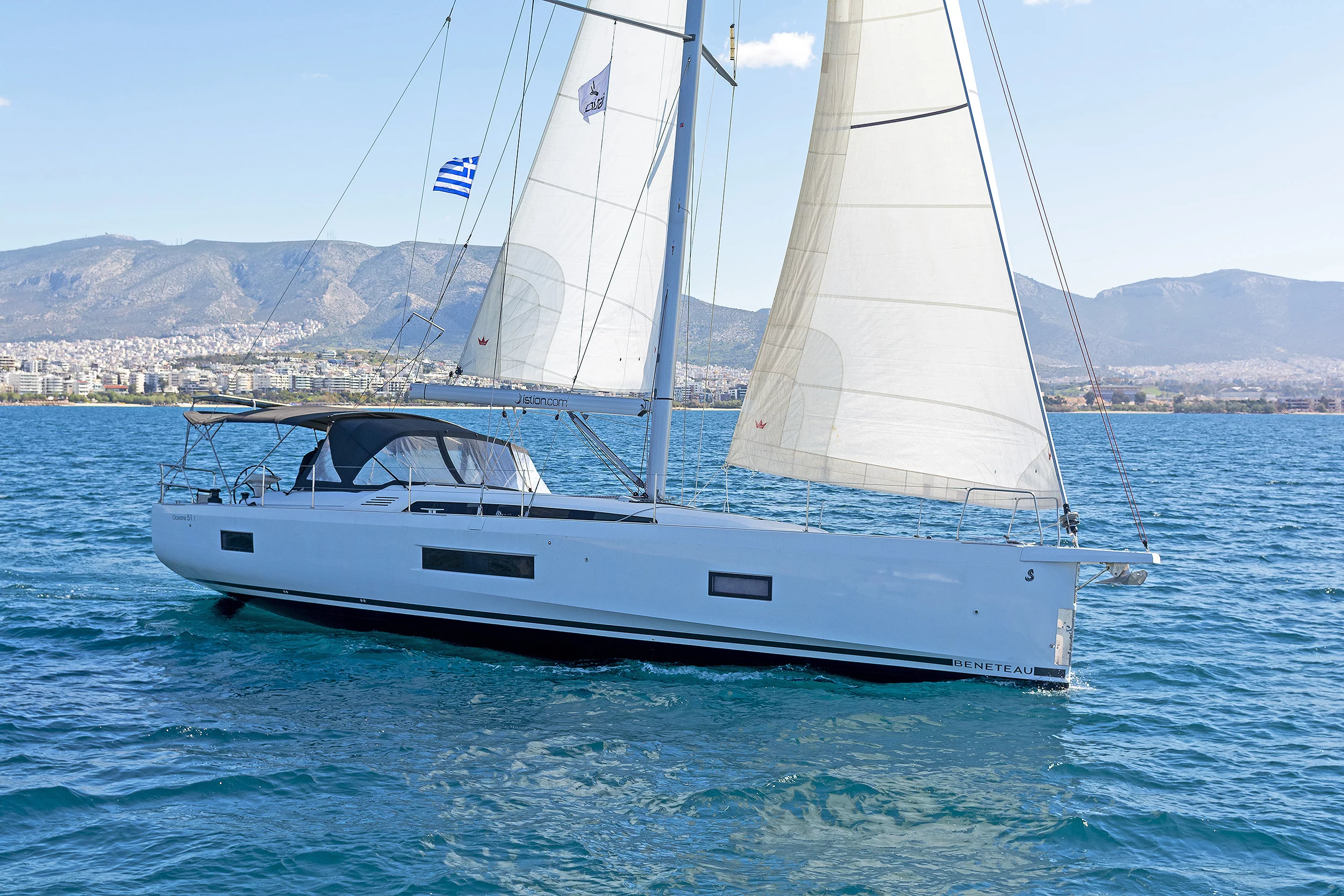 Oceanis 51.1 (5+1 cab) & GEN (Carpe Diem)  - 18