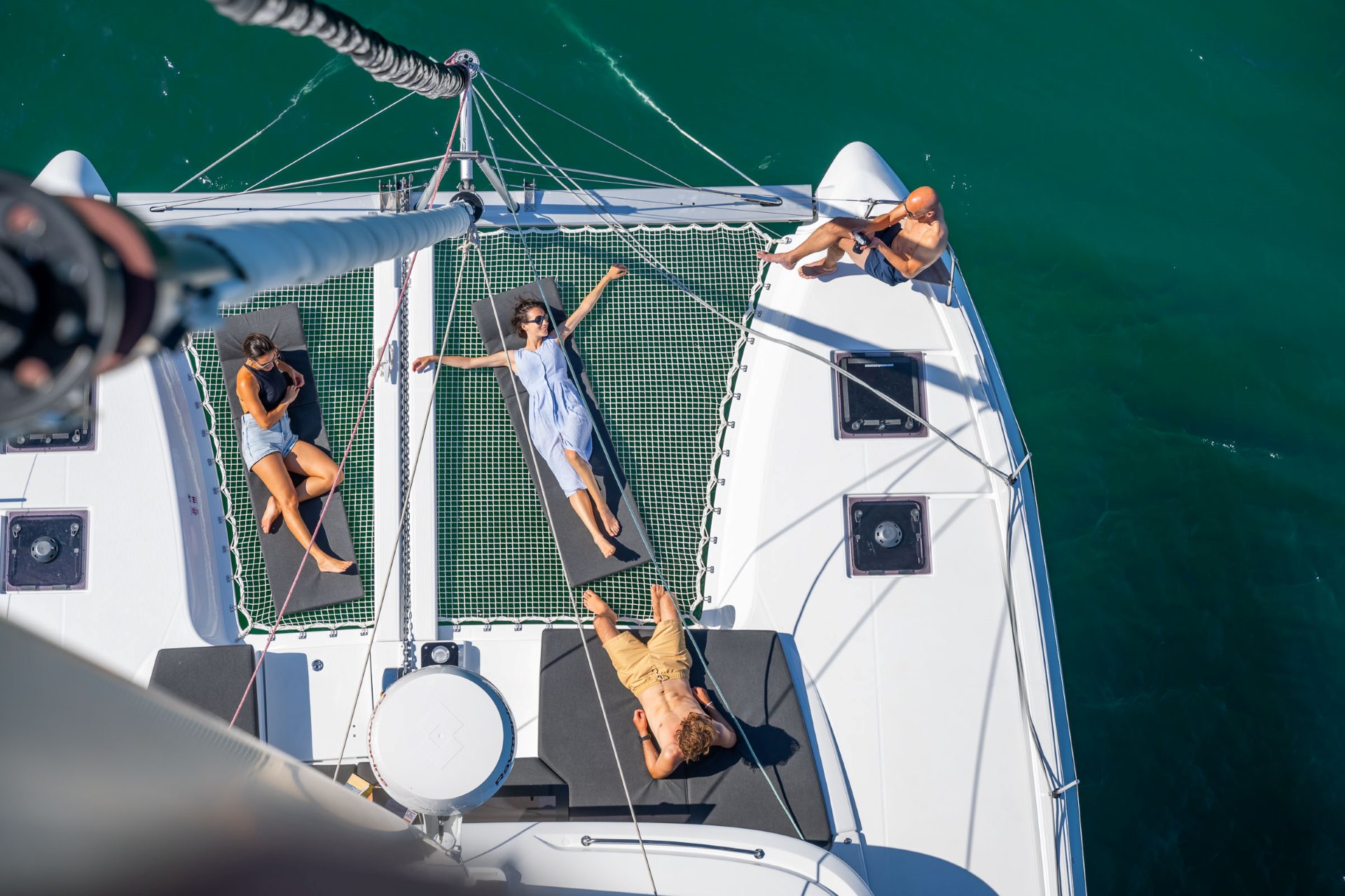 Photo #14 - Lagoon 43 (WHITE PEARL) in Sant Antoni de Portmany - 23745