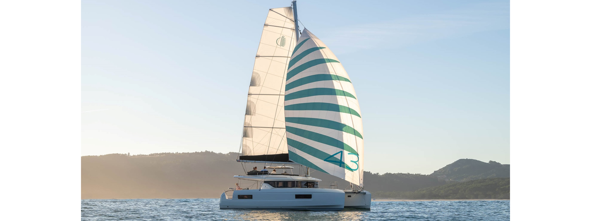 Photo #19 - Lagoon 43 (WHITE PEARL) in Sant Antoni de Portmany - 23745