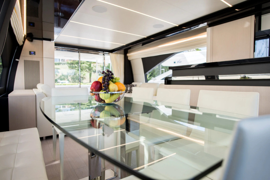 Photo #18 - Azimut 72 Fly (Alyss) in Drage - 21016