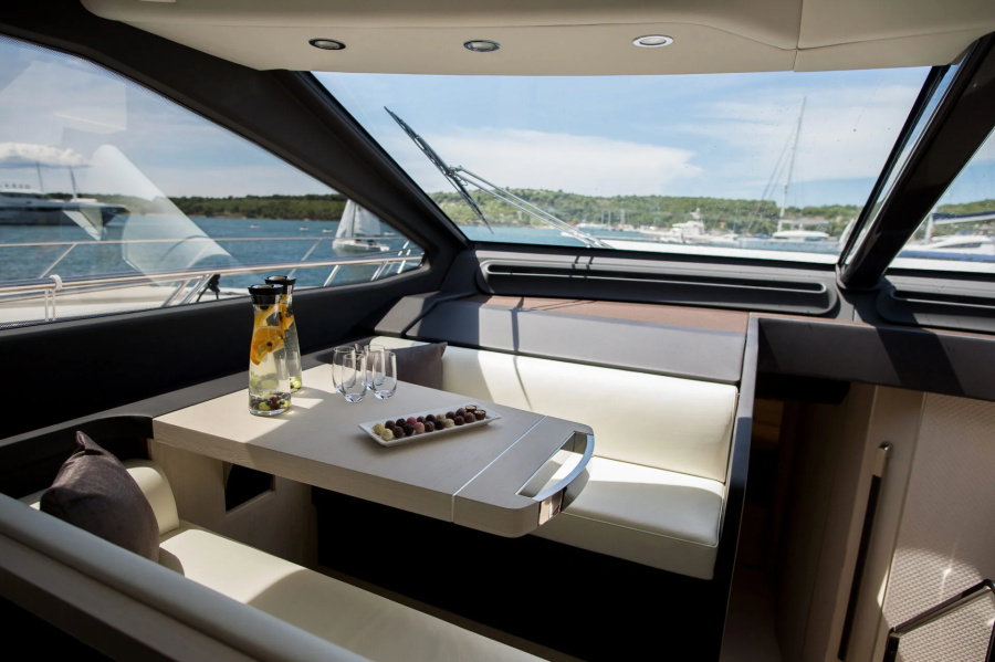 Photo #27 - Azimut 72 Fly (Alyss) in Drage - 21016