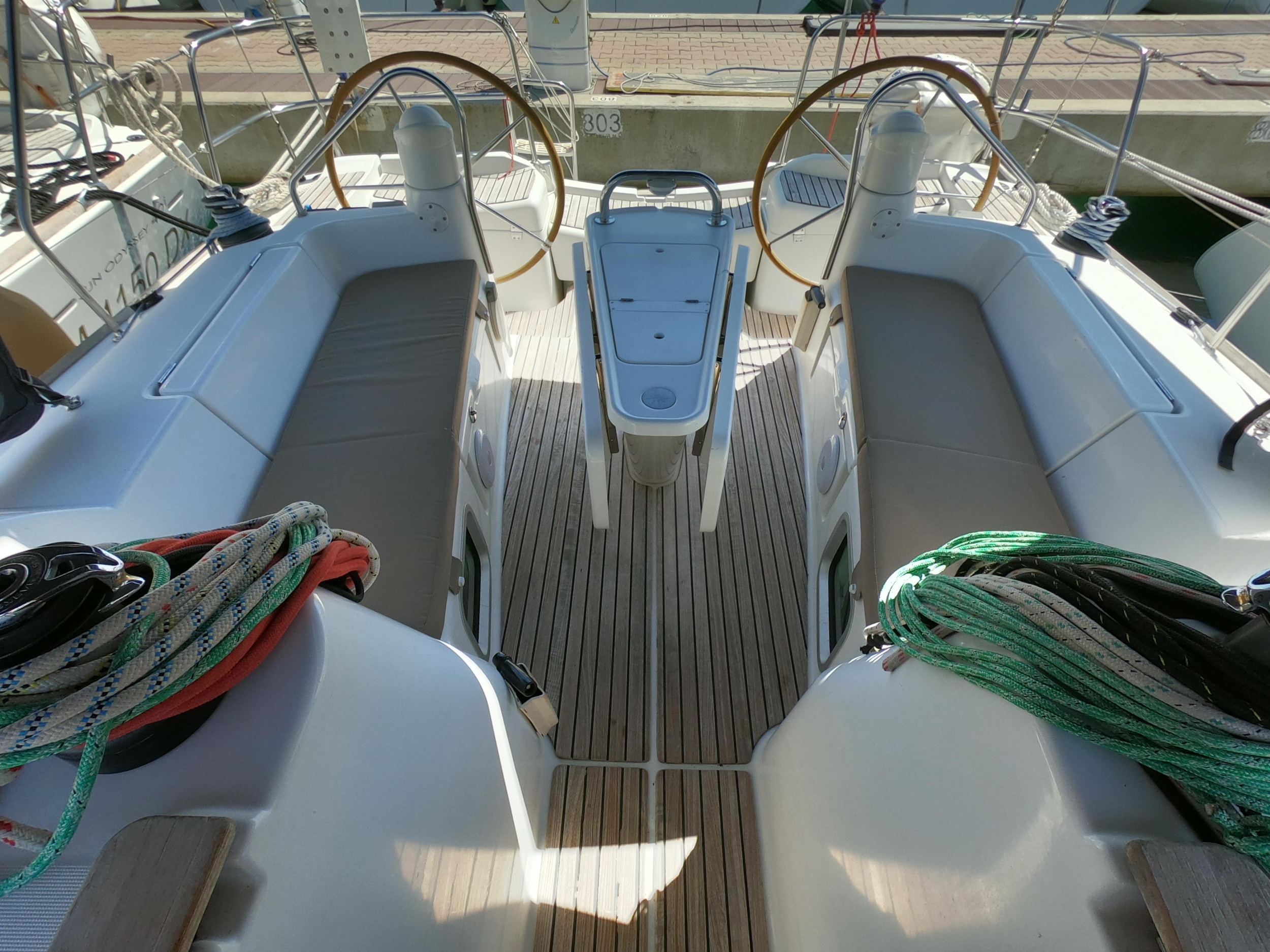Photo #1 - Sun Odyssey 39i (Cabiria) en Portisco - 12447