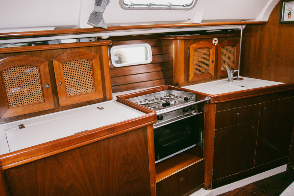 Photo #8 - Oceanis 381 (Kleio) in Volos - 20985