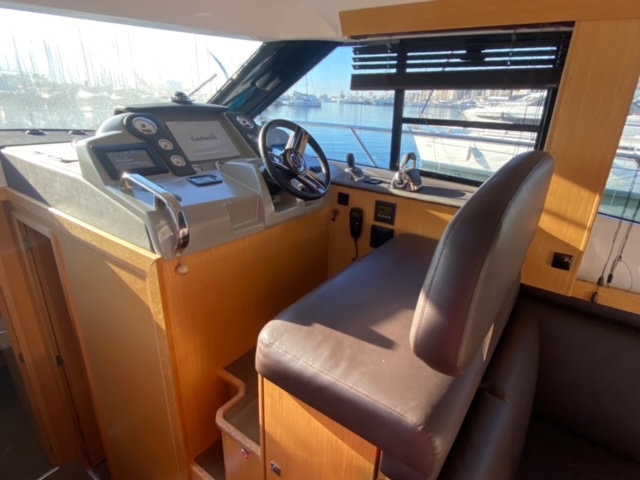 Photo #17 - Bavaria Virtess 420 Fly (Mia Sophie) en Palma - 20622
