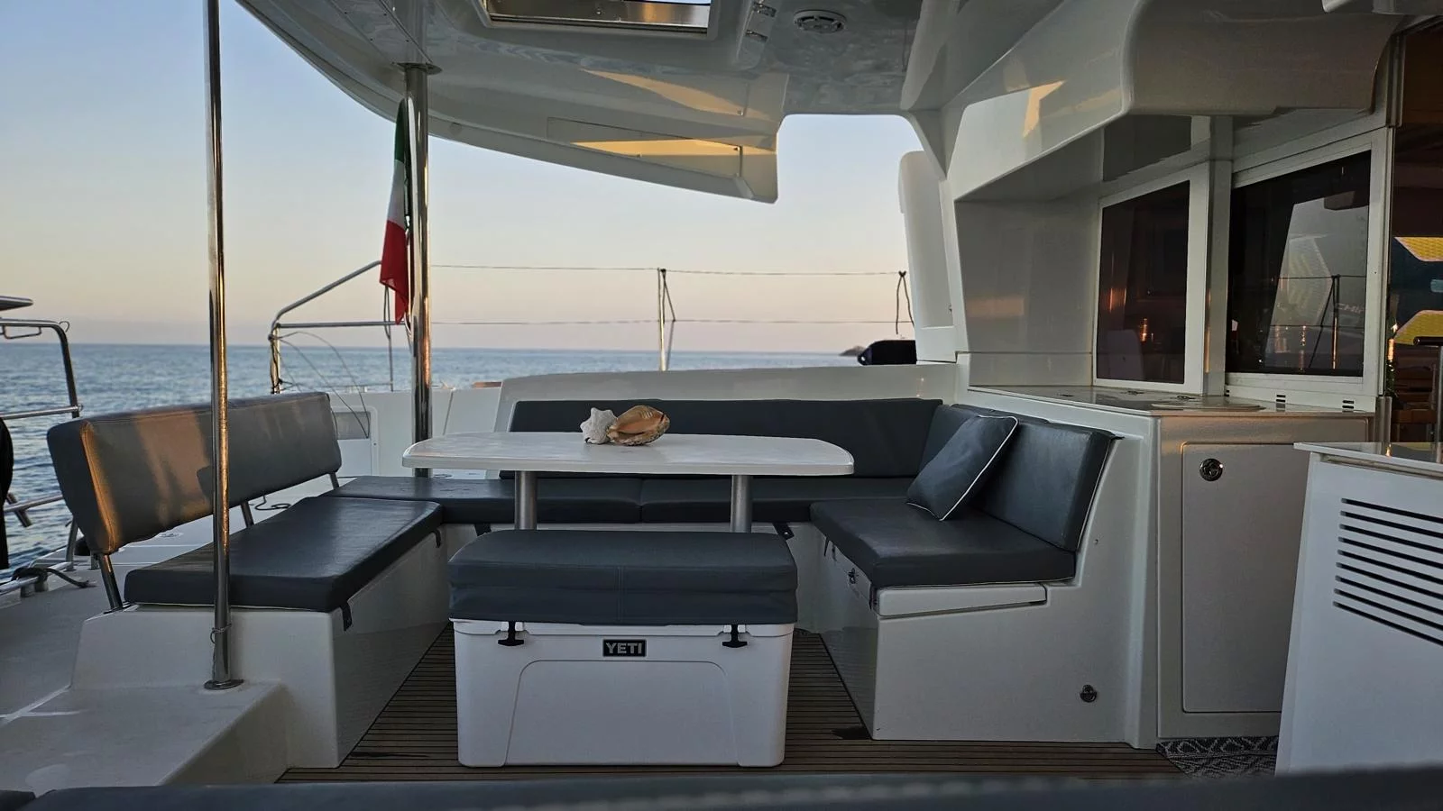 Lagoon 450 Fly (--Watermaker-SolarPanel) (Corona Borealis)  - 9