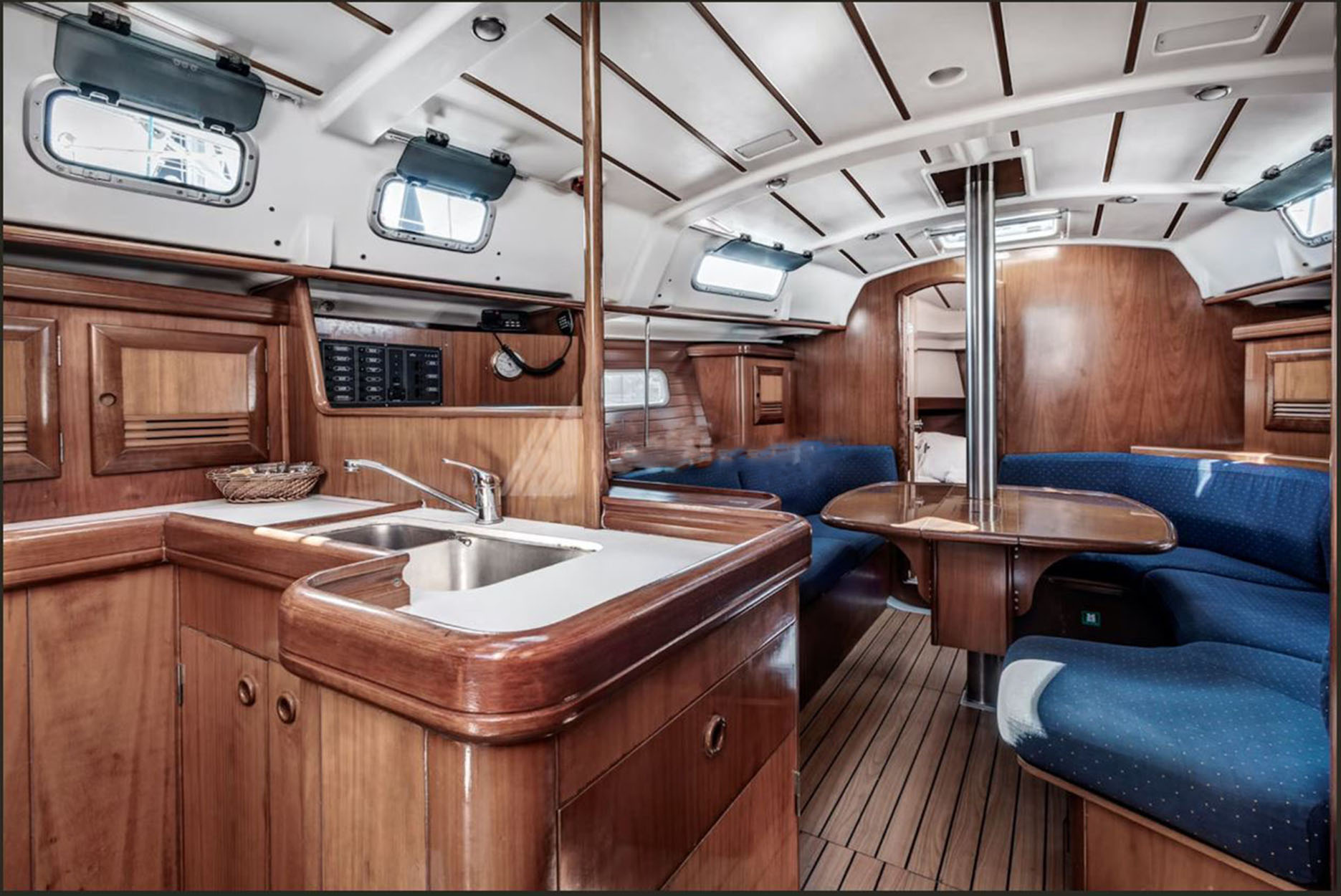 Photo #3 - Oceanis Clipper 361 (ANIMA) en Athènes - 20996
