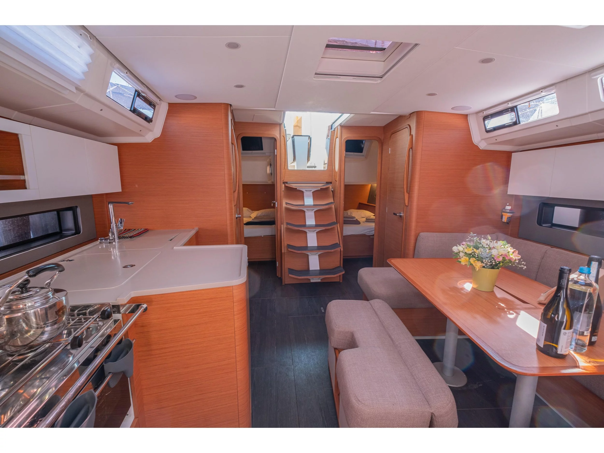 Dufour 44 (One Heart) Interior image - 1