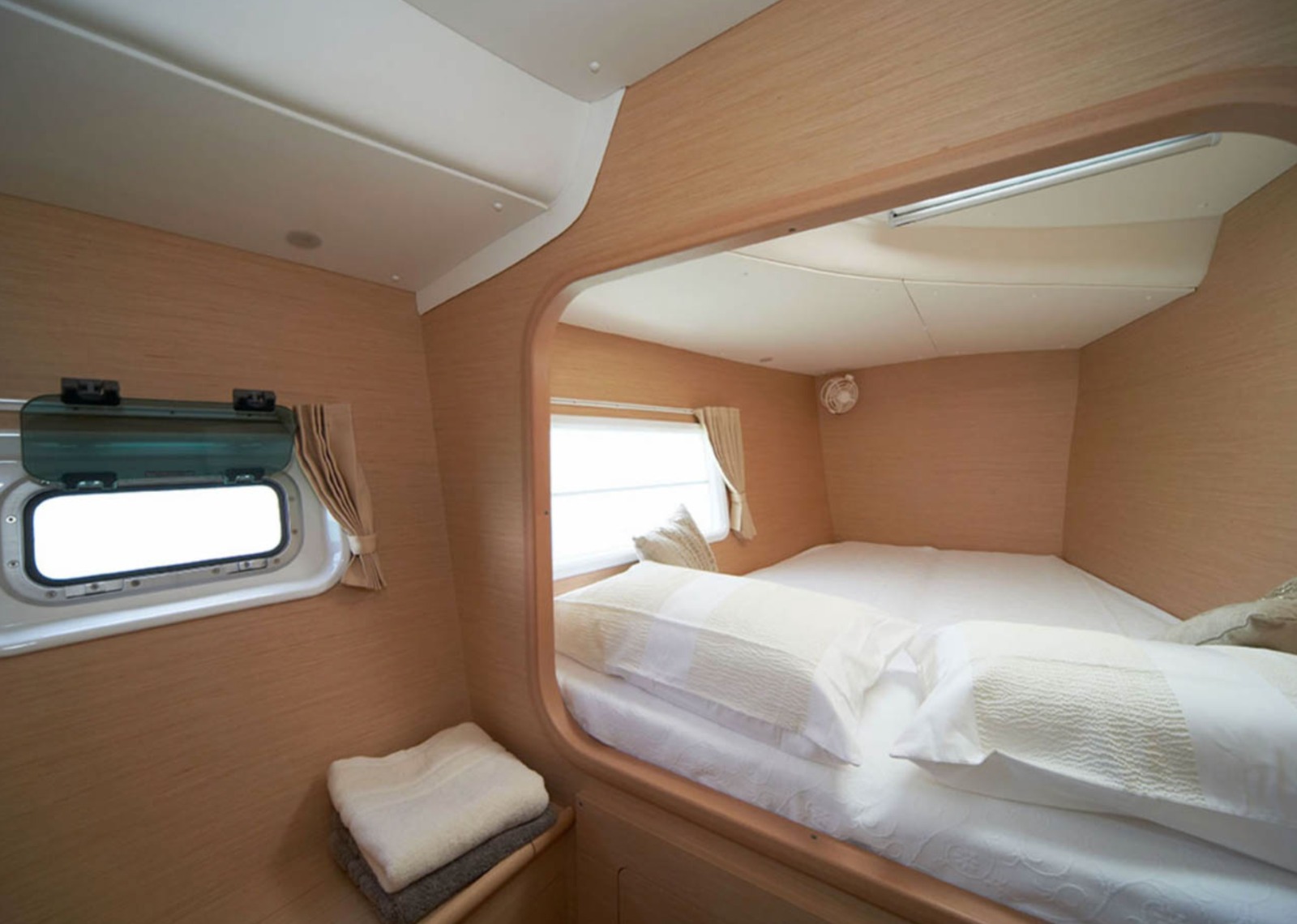 Photo #2 - Lagoon 380 Owner (Miko) in Fethiye - 21168