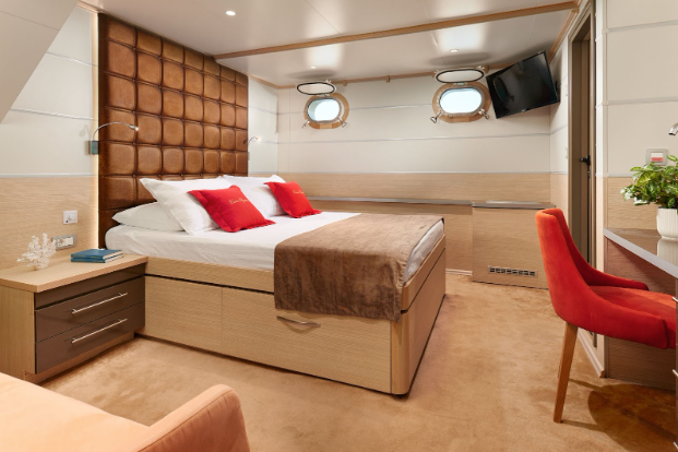 Photo #32 - Motoryacht Queen Eleganza (Queen Eleganza) en Split - 21036