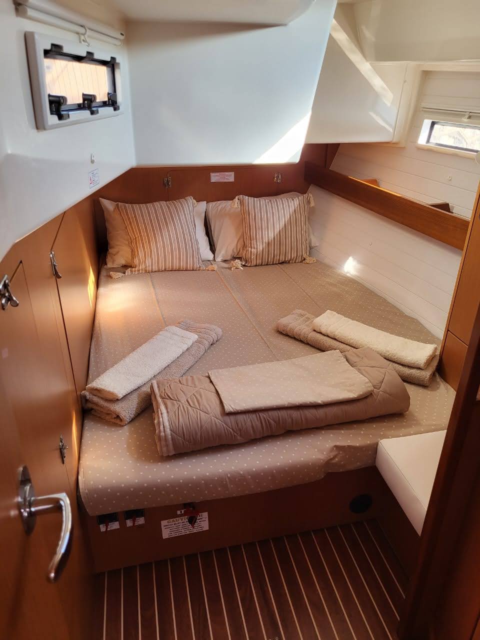 Photo #11 - Bavaria Cruiser 50 (Bela Vila) in Athen - 21172