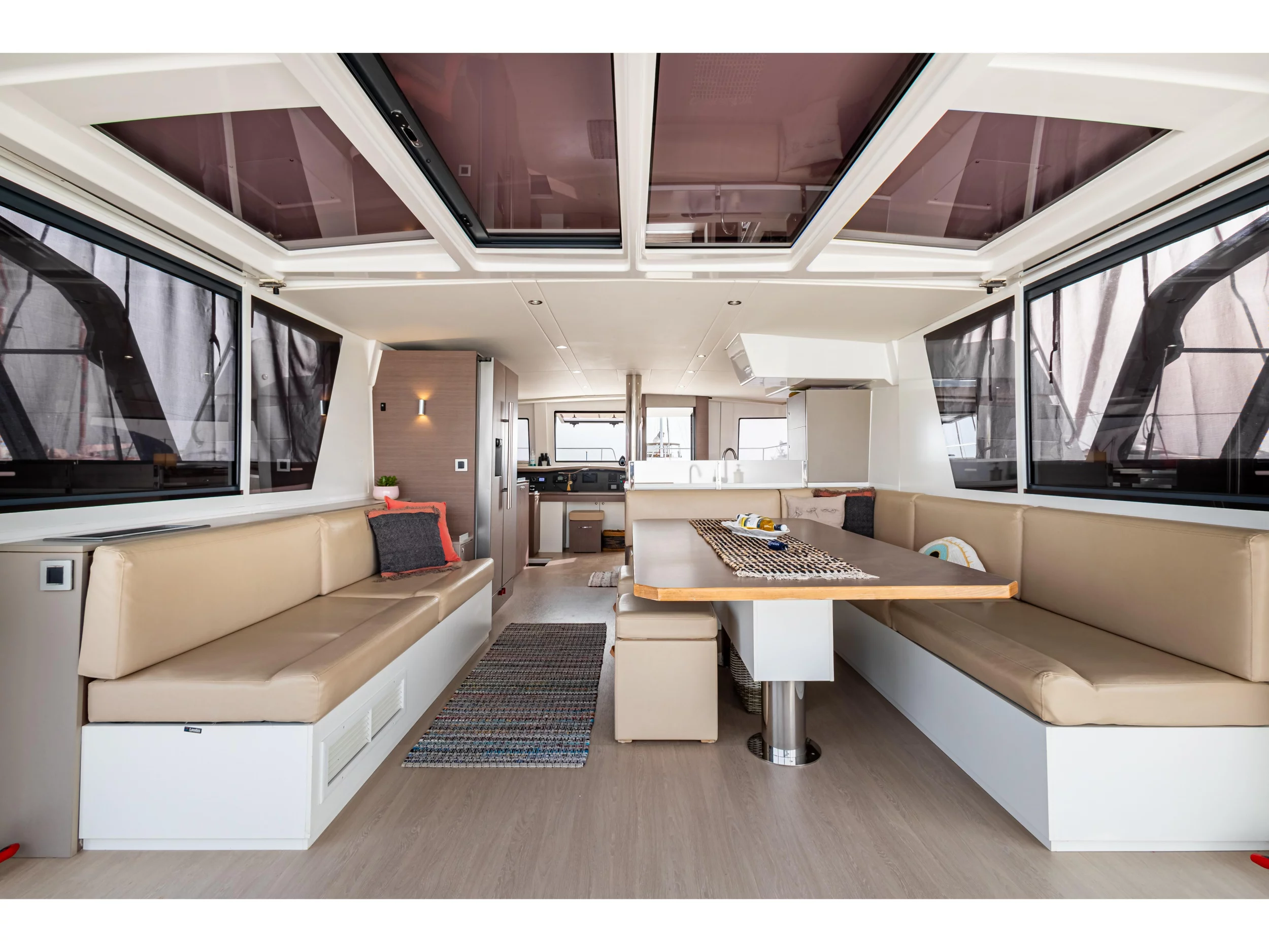 Bali 4.8 (Calypso) Interior image - 17