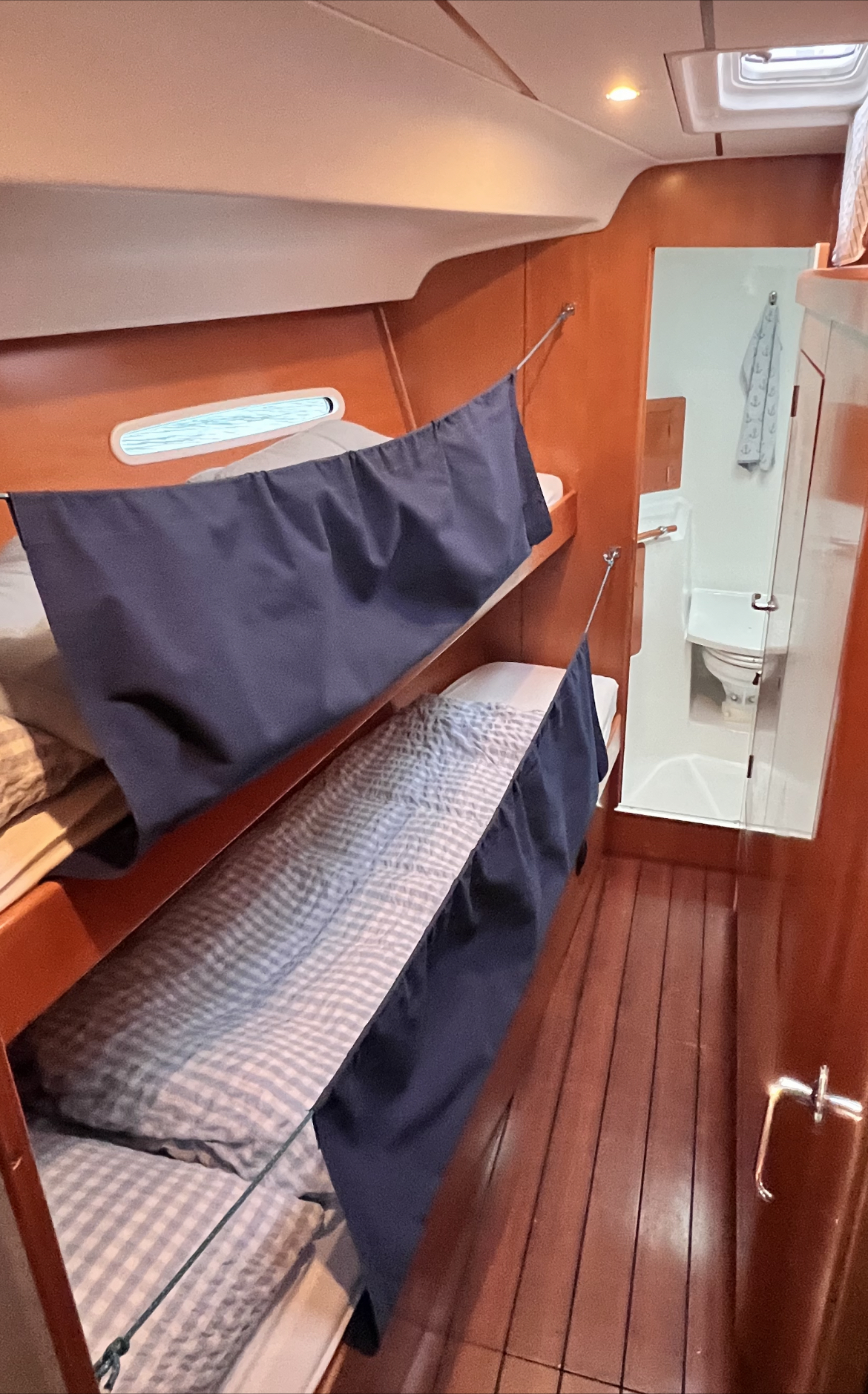 Photo #10 - First 47.7 (Blue Dawn) in Bergen - 21233