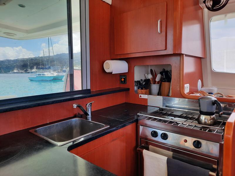 Photo #4 - Leopard 39 (Owners version) (Miri) en Papeete - 21236