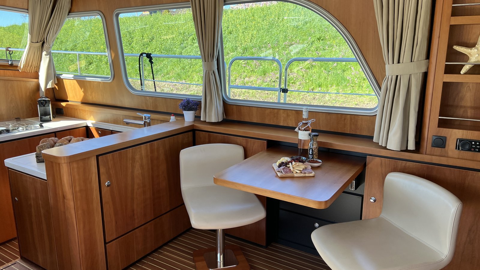 Photo #23 - Linssen Grand Sturdy 40.0 Sedan (Liberty) in Friezenwijk - 21245