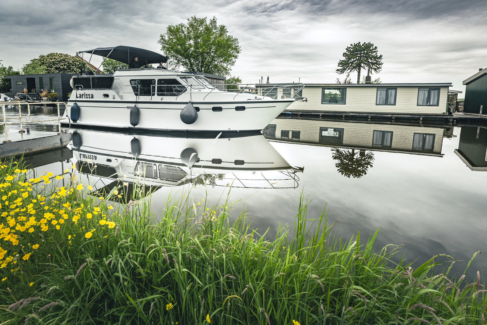Photo #9 - Merenpoort 1100s (Larissa) en Friezenwijk - 12240