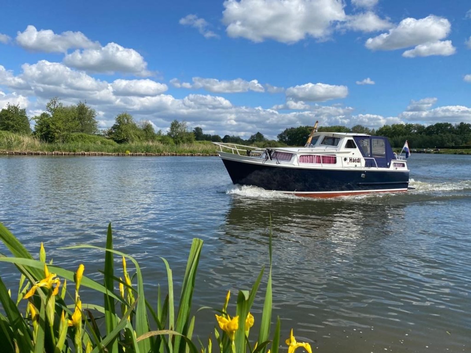 Photo #12 - Curtevenne 830 (Haedi) en Friezenwijk - 9253