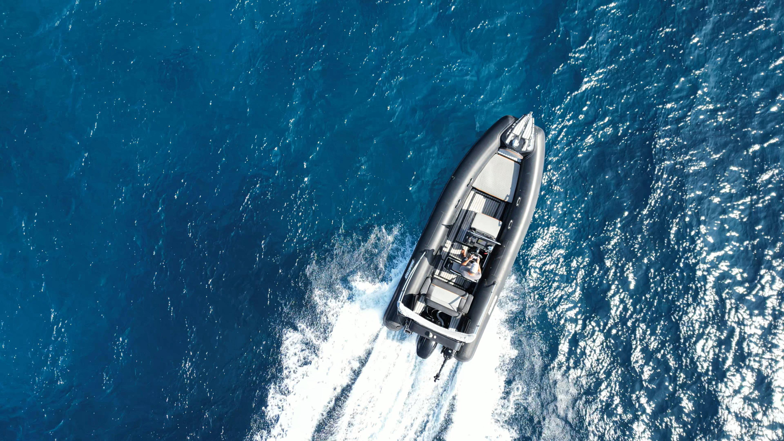 Photo #8 - Mostro Offshore 621 (Triton) in Paros - 21250