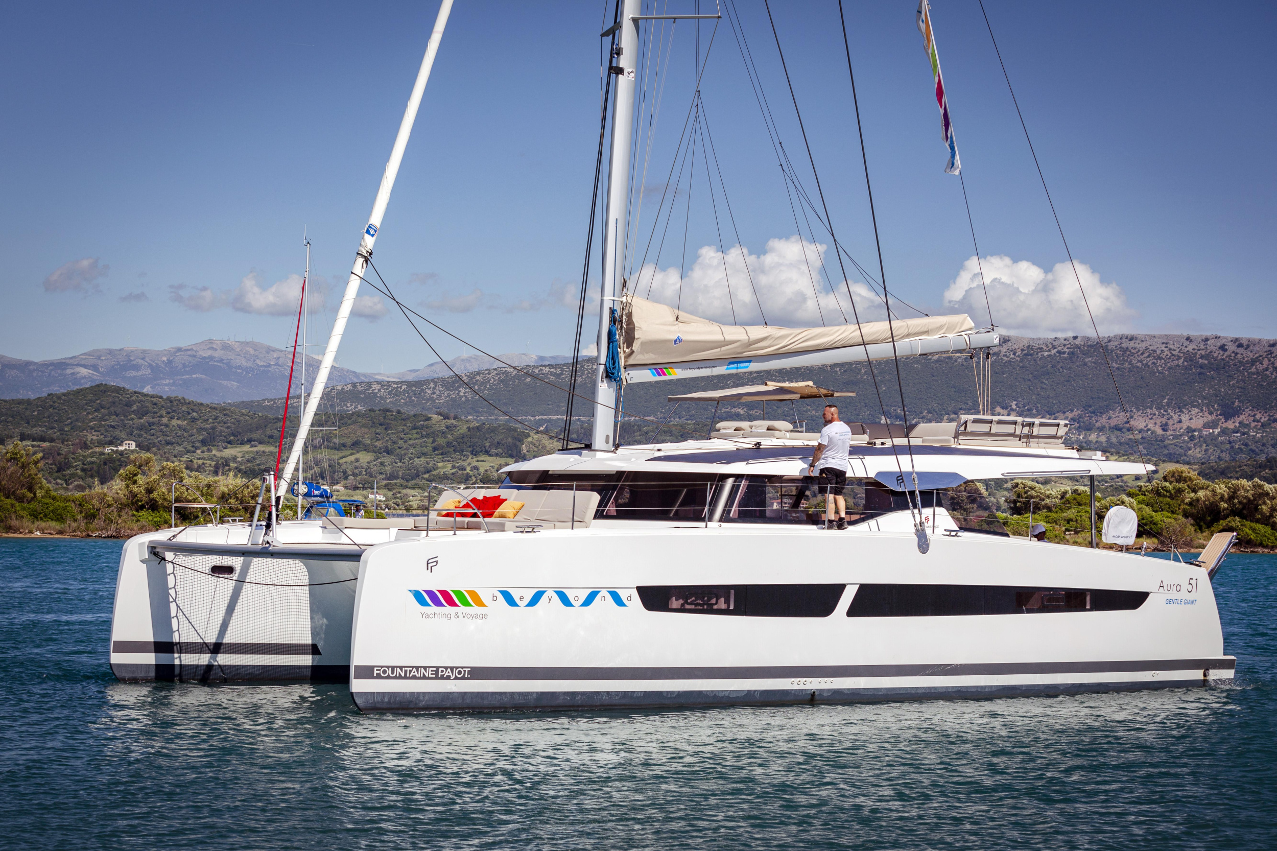 Photo #27 - Aura 51 (Gentle Giant) en Lefkada - 23160