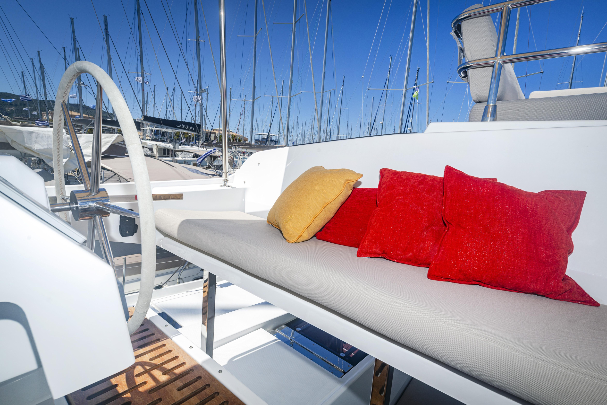 Photo #13 - Aura 51 (Gentle Giant) en Lefkada - 23160