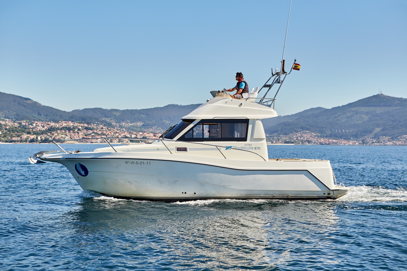 Photo #4 - Rodman Fly 870 (Txanpa Hiru) in Vigo - 20455