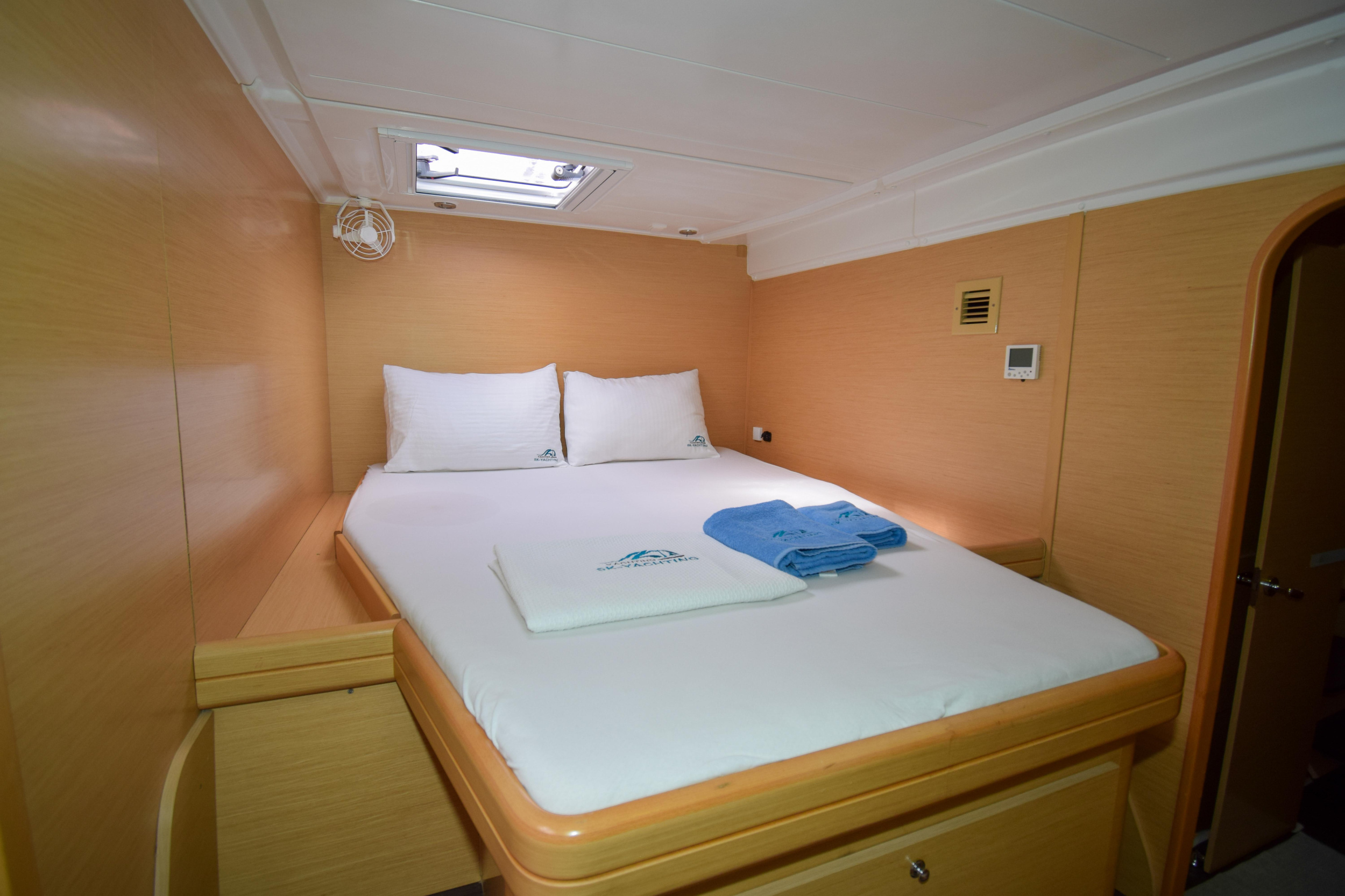 Photo #69 - Lagoon 421 (Rain Dogs) in Marmaris - 13135