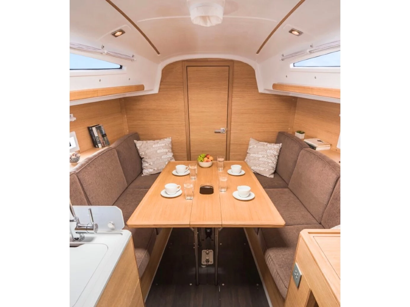 Elan E3 (Yamal) Interior image - 2