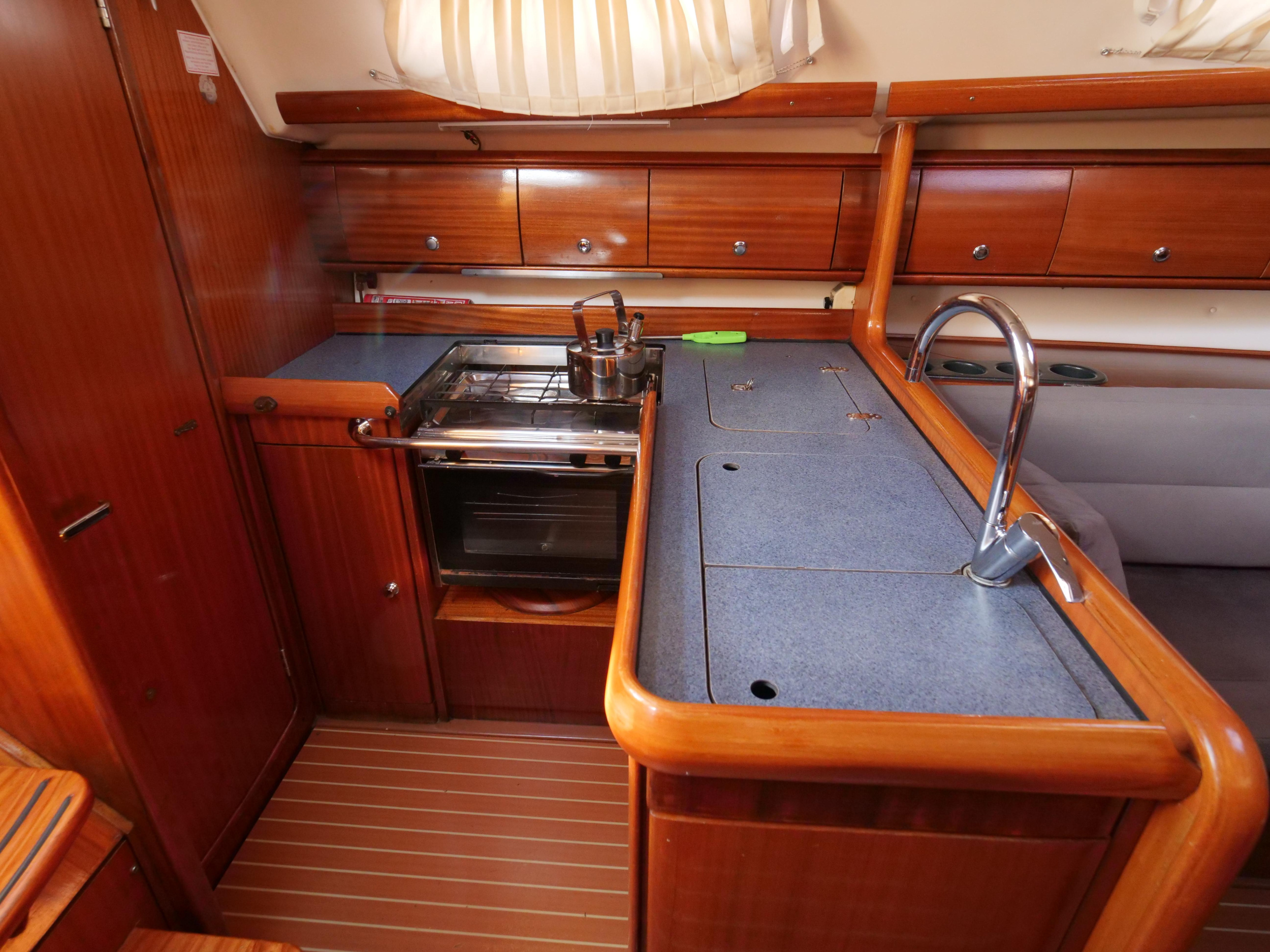 Photo #8 - Bavaria 36 (Altair) en Fethiye - 16959