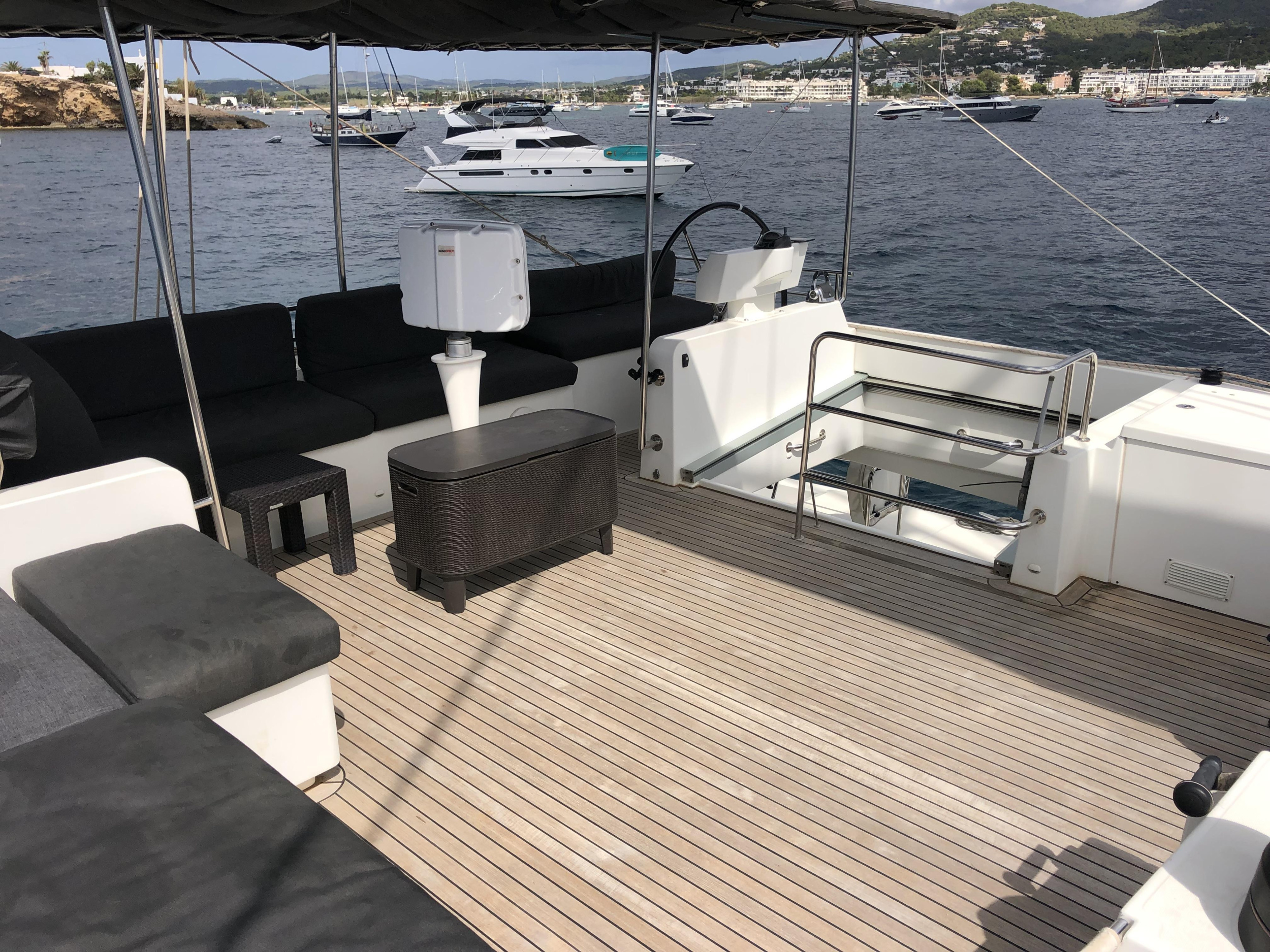 Photo #13 - Lagoon 620 (ZS) in Talamanca - 18577